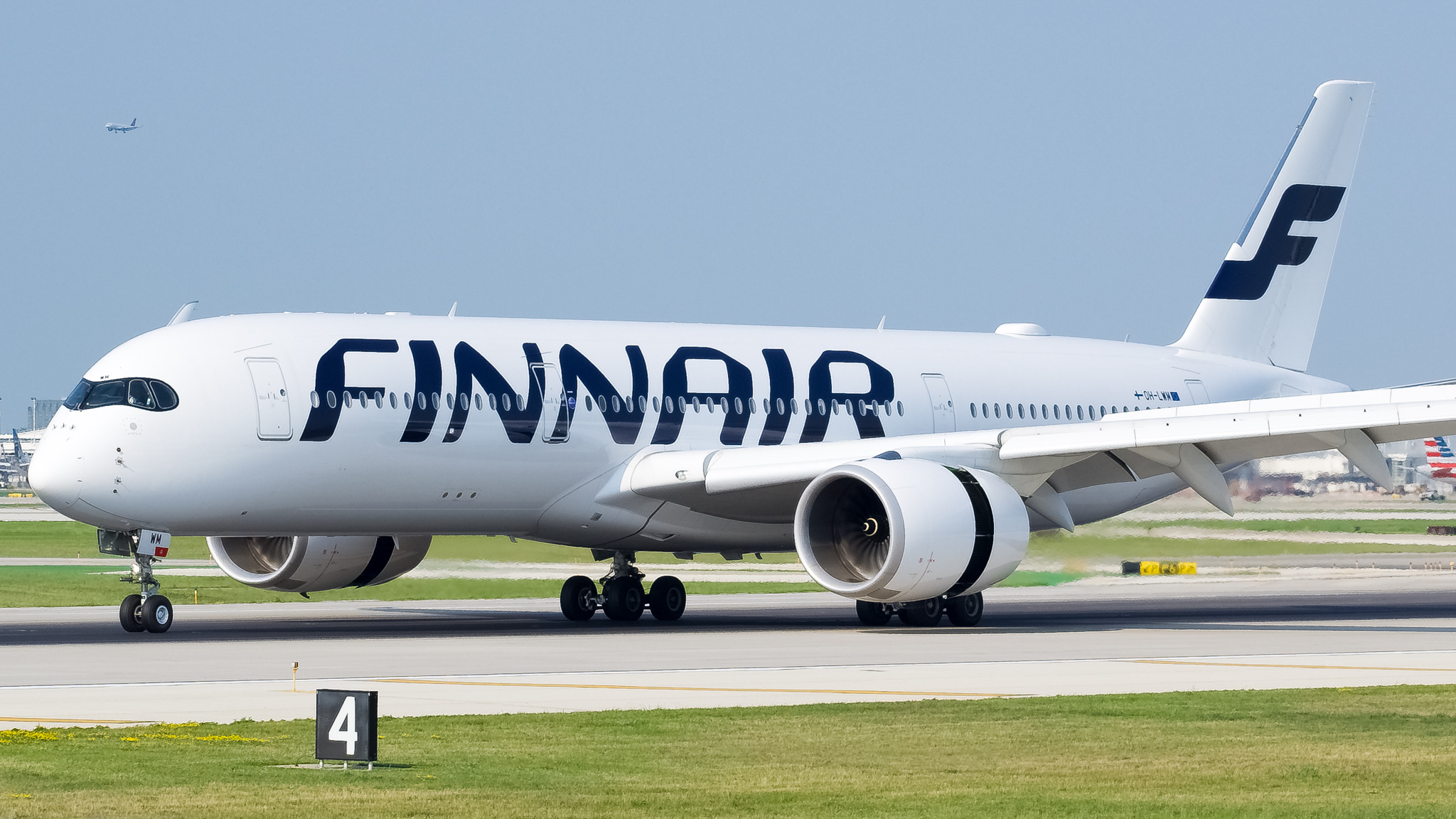 Full size: Finnair Airbus A350-900 OH-LWM at Chicago O'Hare International Airport