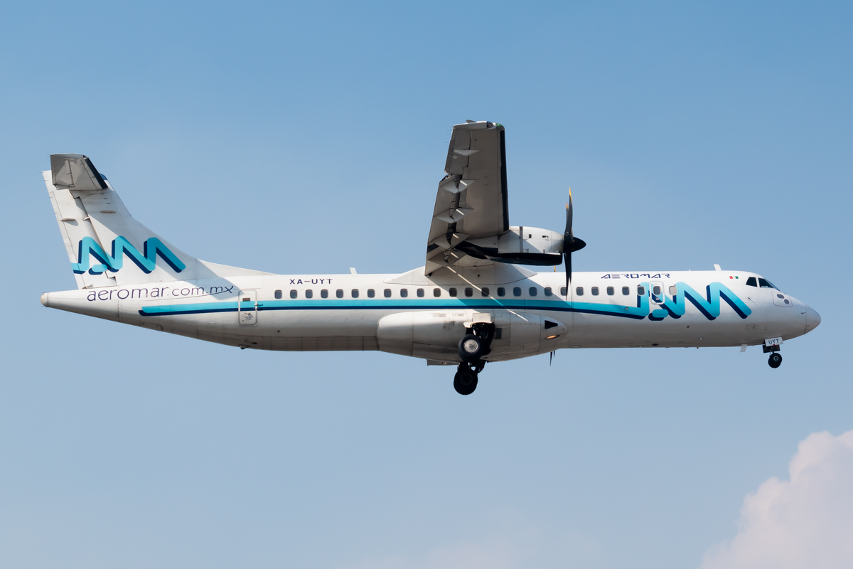 Full size: Aeromar ATR 72-600 XA-UYT at Mexico City International Airport