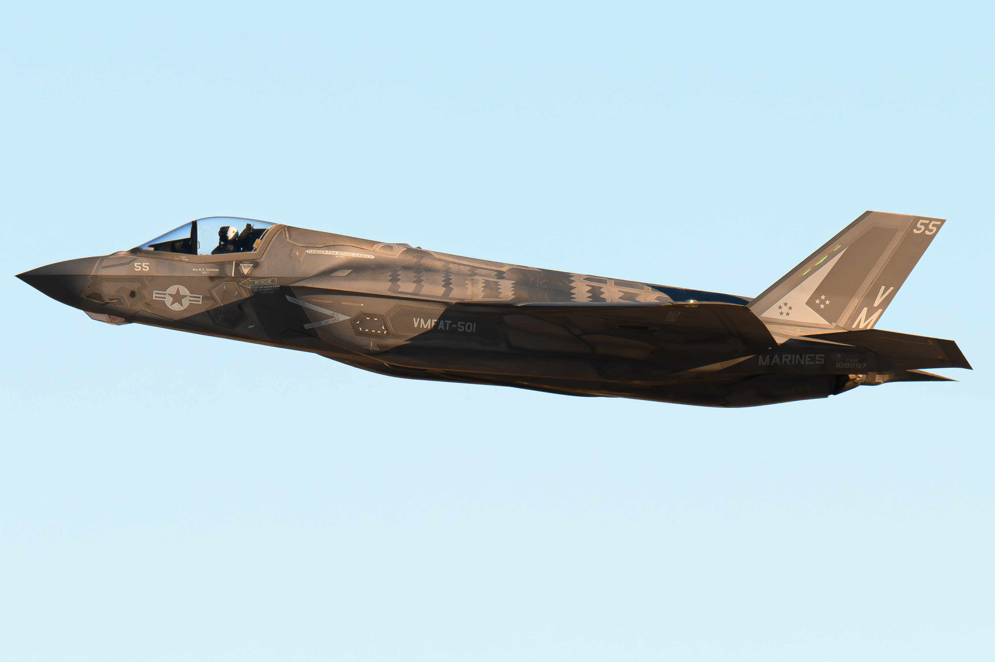 Full size: USMC - United States Marine Corp  Lockheed Martin F-35B Lightning II 169297 at 