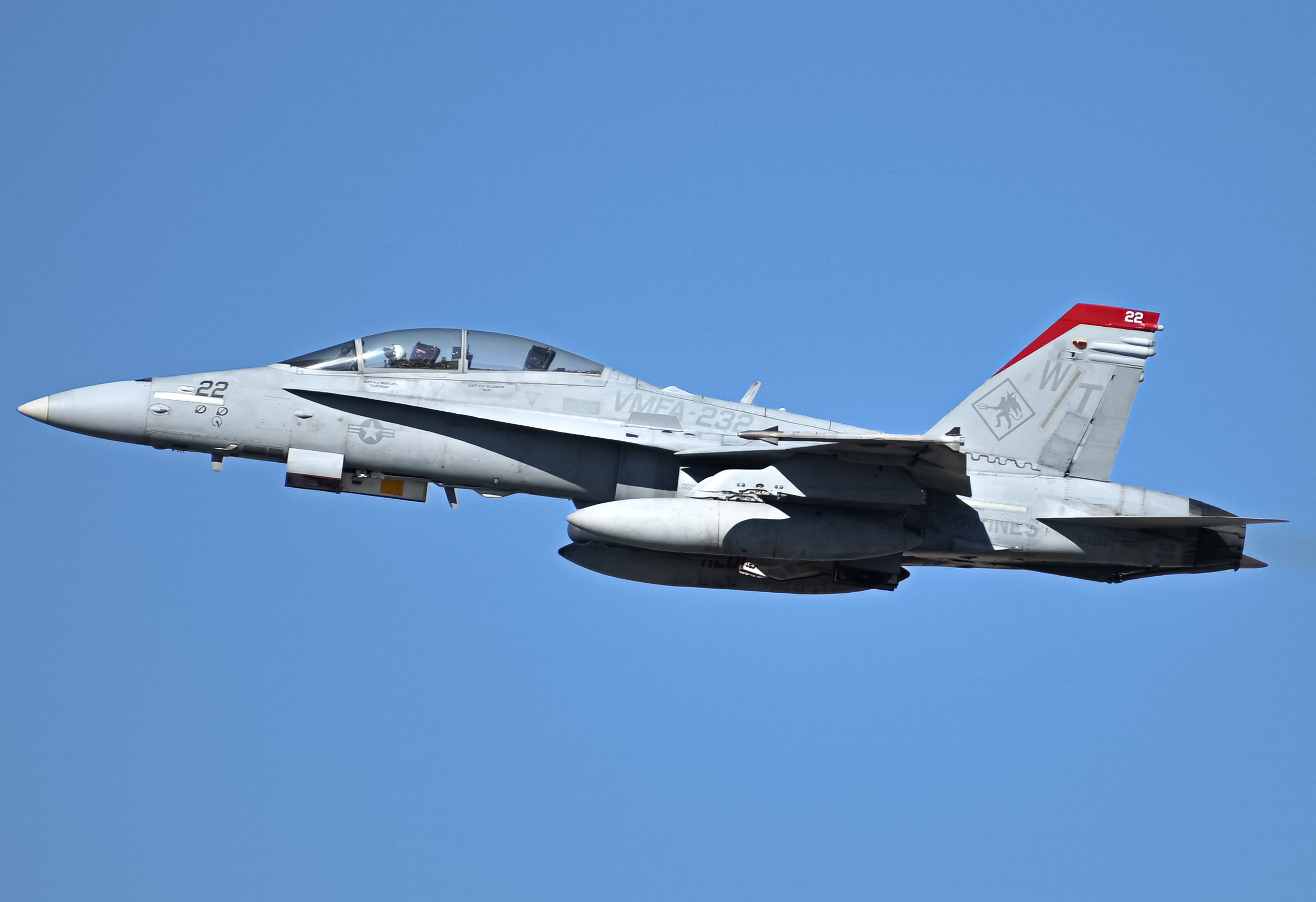 Full size: USMC - United States Marine Corp McDonnel Douglas F/A-18 Hornet 164688 at Brown Field Municipal Airport