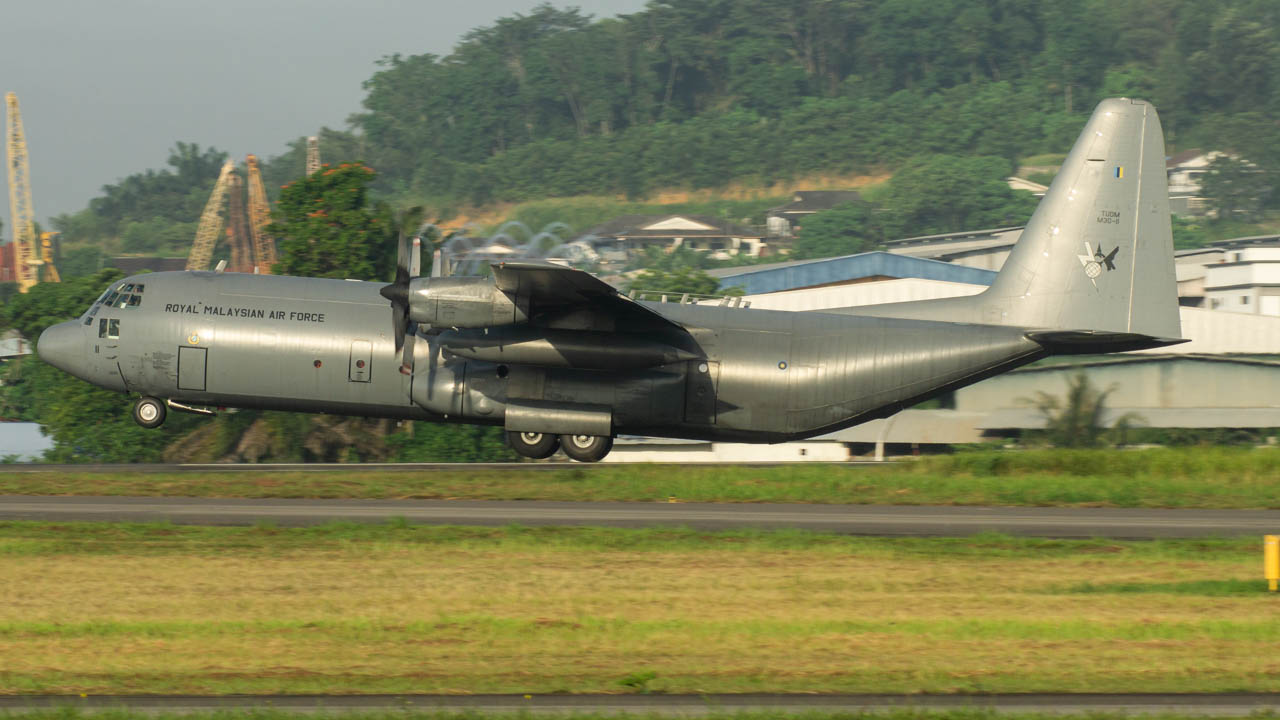 Full size: Royal Malaysian Air Force Lockheed C-130H Hercules M50-11 at Kuala Lumpur Subang Airport