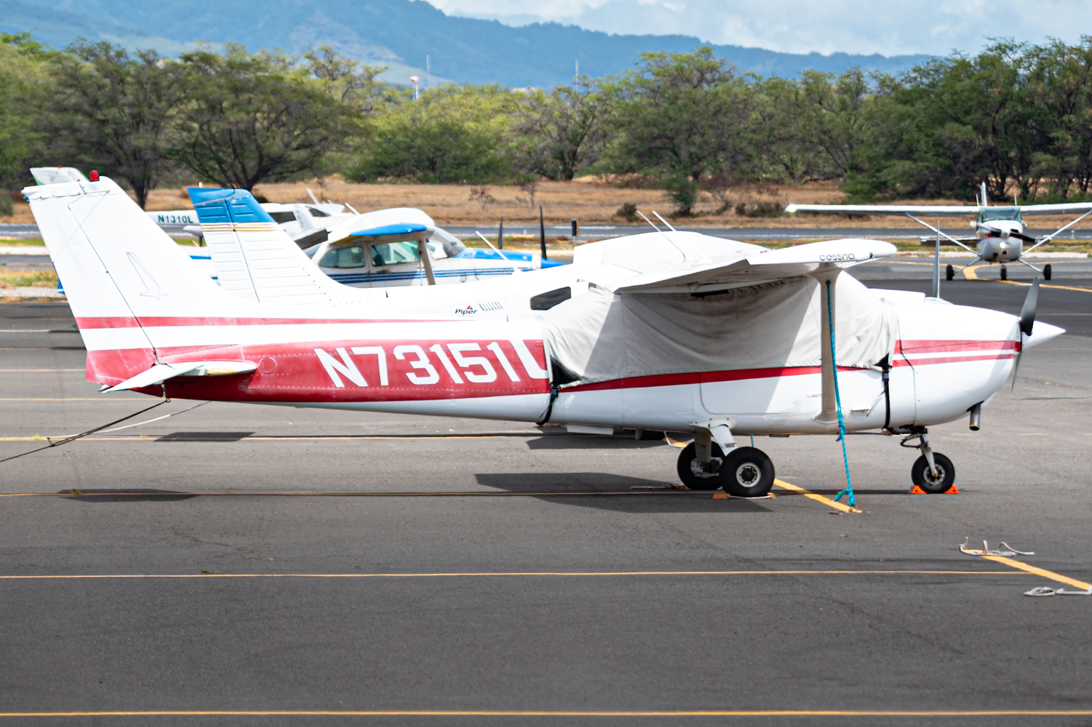 Full size: PRIVATE Cessna 172 N73151 at Daniel K Inouye International Airport