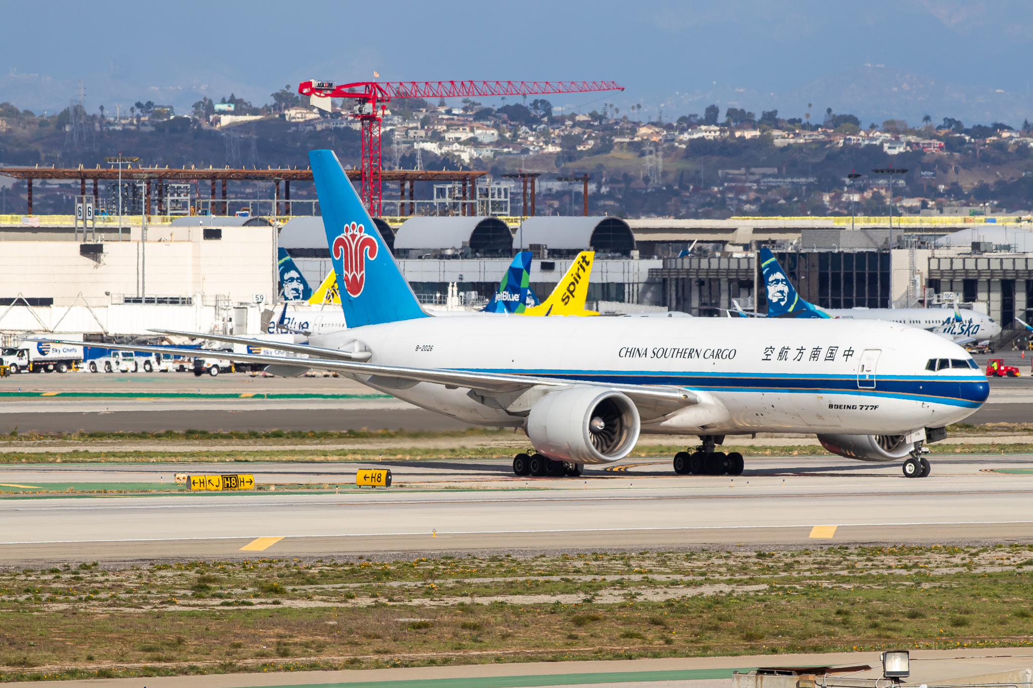Full size: China Southern Cargo Boeing 777-F B-2026 at Los Angeles International Airport