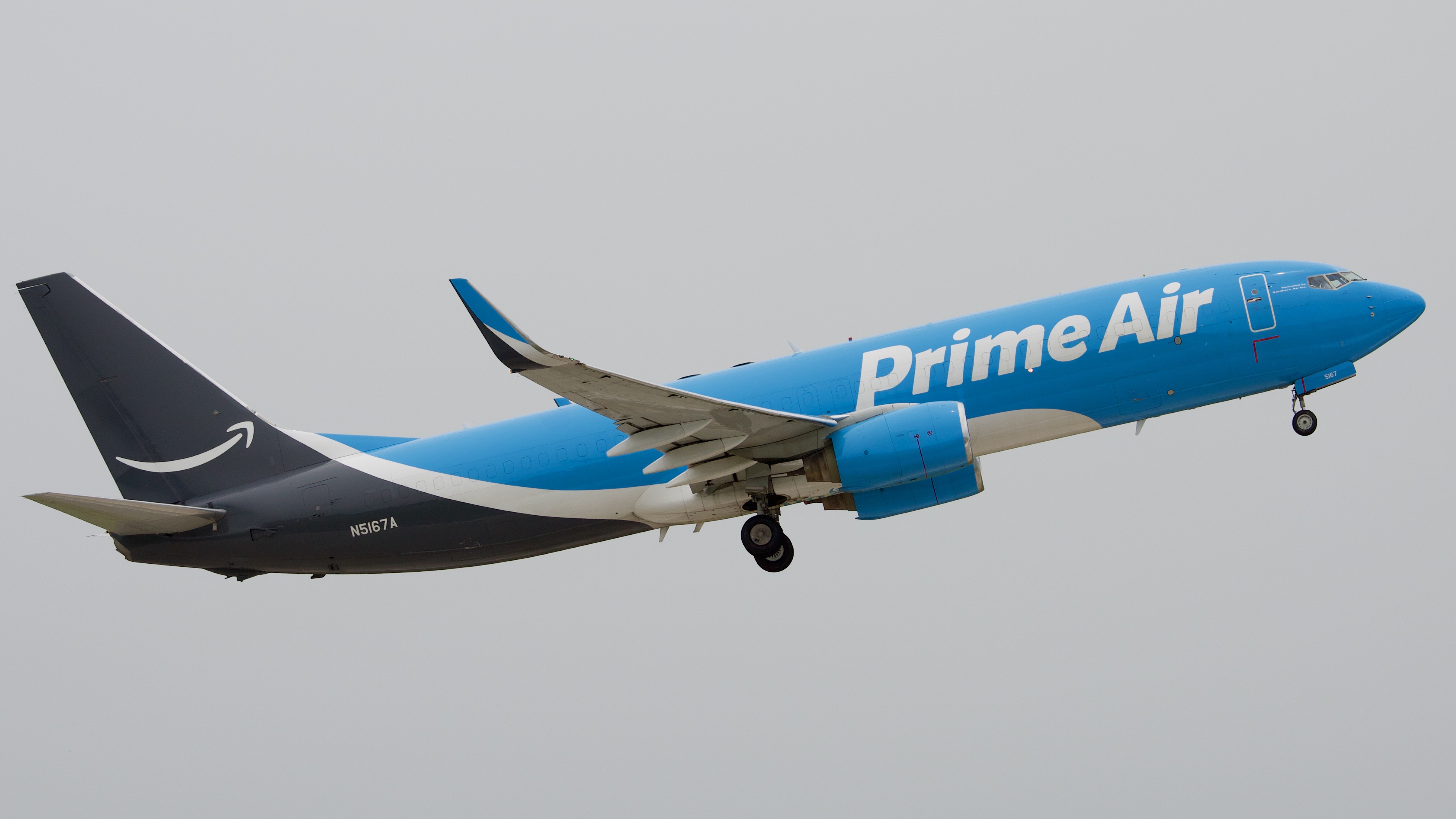 Full size: Prime Air Boeing 737-800 N5167A at Houston-George Bush Intercontinental Airport