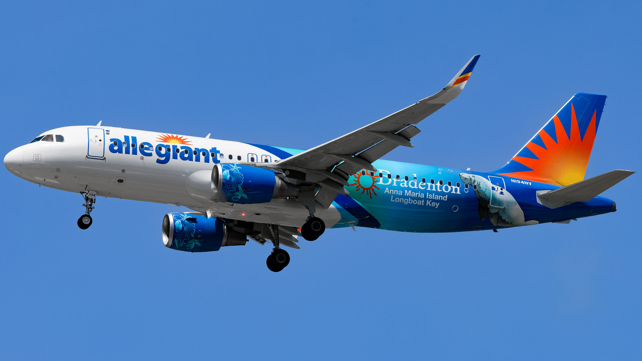 Full size: Allegiant Air Airbus A320 N194NV at Sarasota/Bradenton International Airport