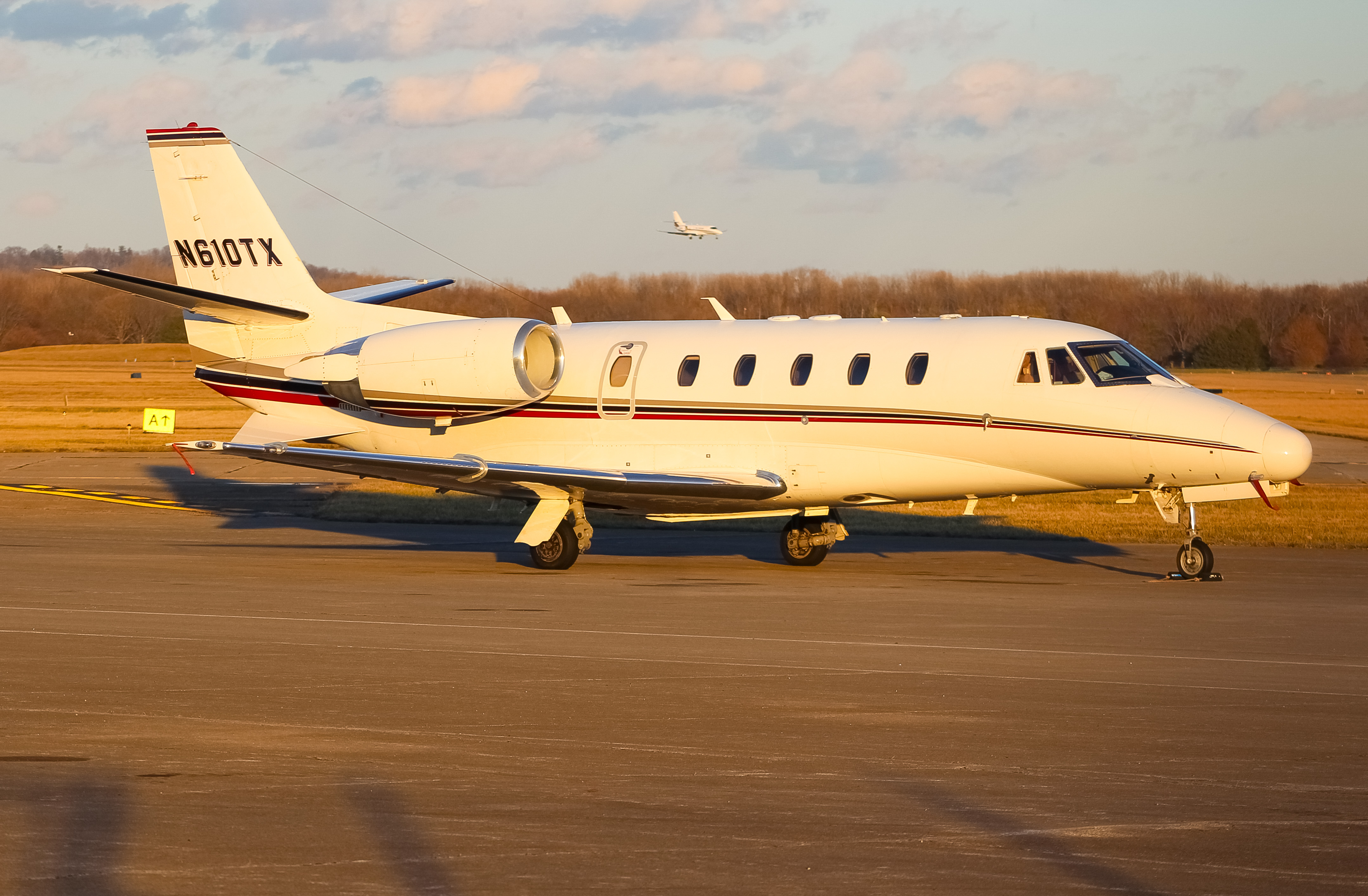 Full size: PRIVATE  Cessna Citation 560XL Excel N610TX at Cincinnati Municipal Airport/Lunken Field
