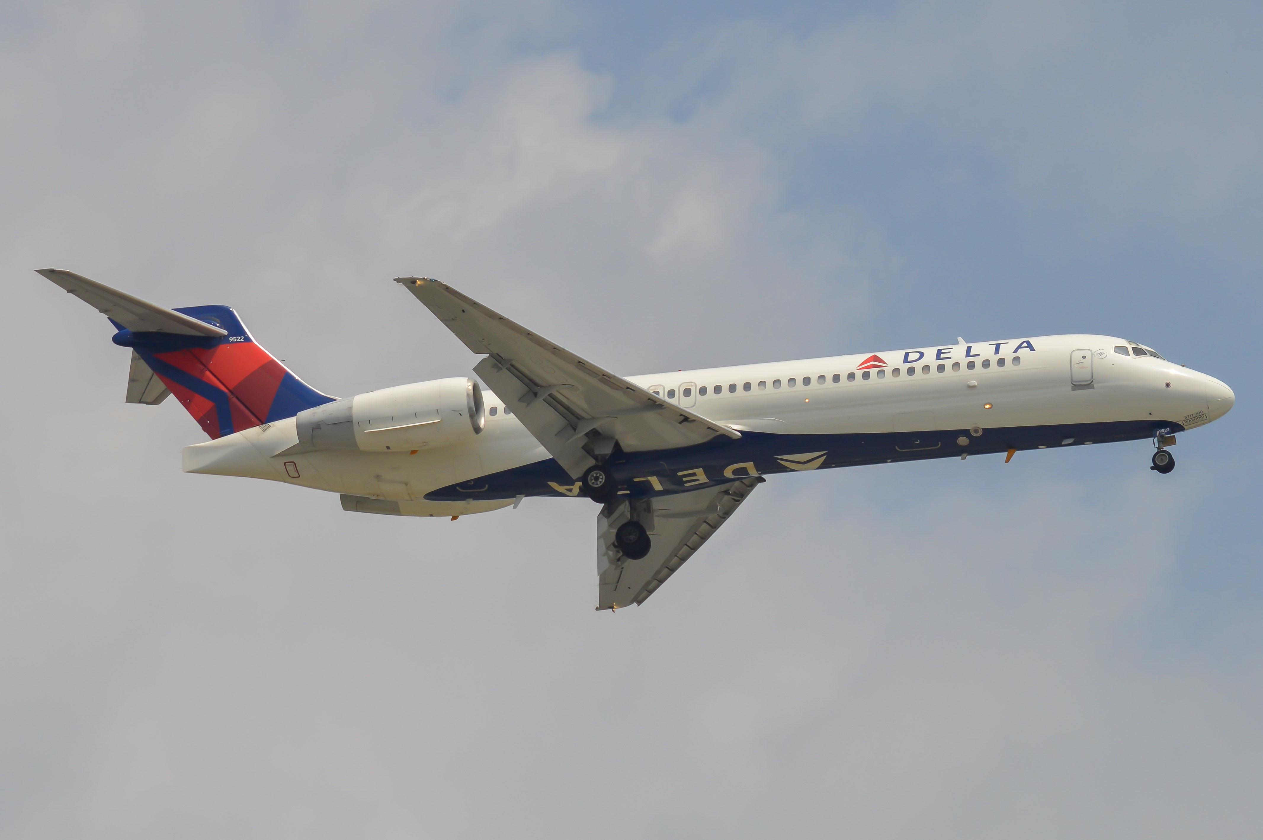 Full size: Delta Airlines Boeing 717-200 N963AT at Baltimore/Washington International Thurgood Marshall Airport