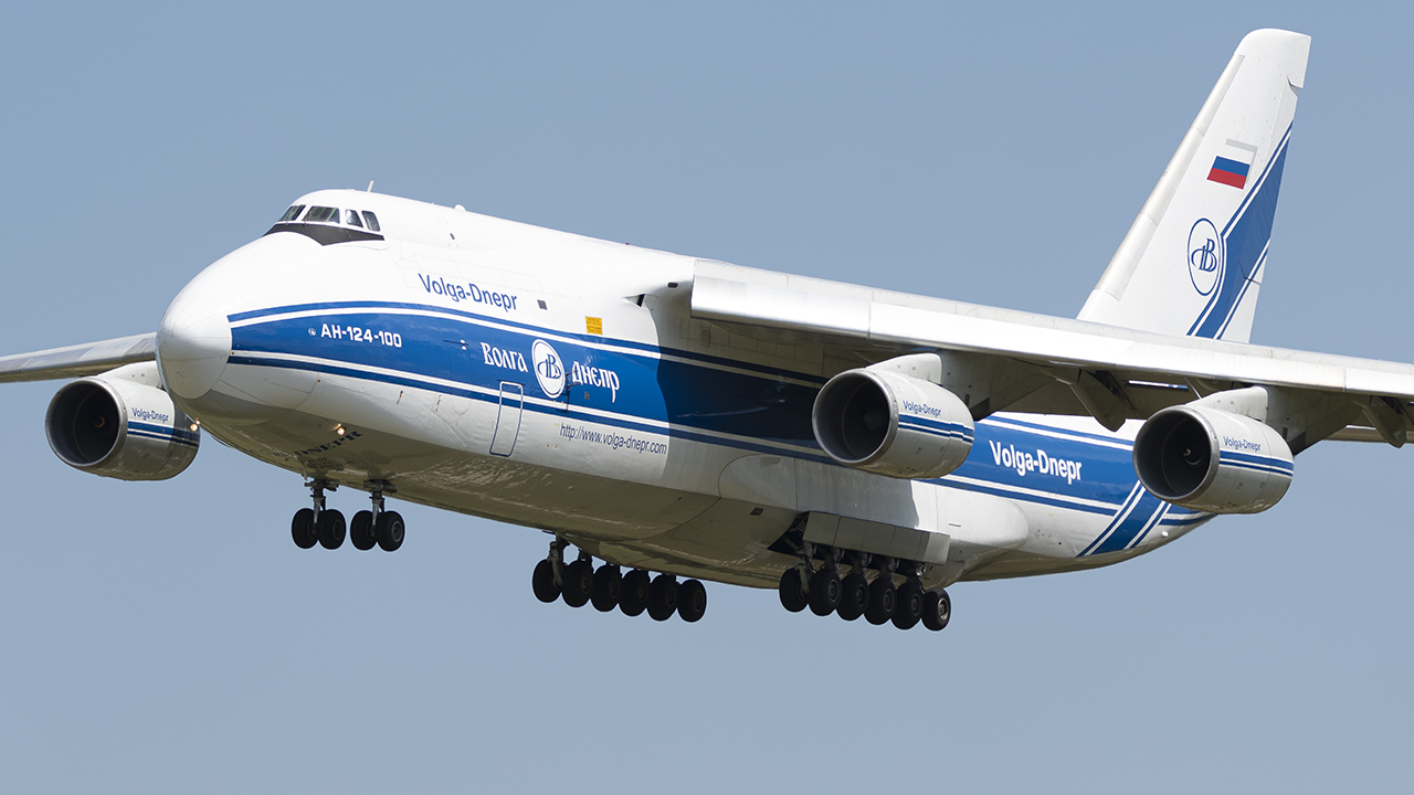 Full size: Volga-Dnepr Airlines Antonov An-124 RA-82074 at Baltimore/Washington International Thurgood Marshall Airport