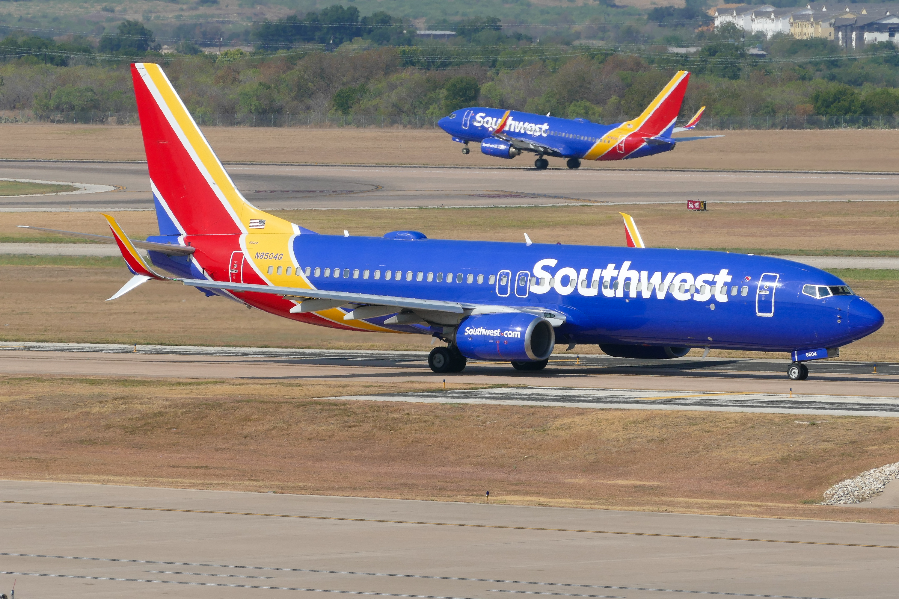 Full size: Southwest Airlines Boeing 737-800 N8540G at Austin-Bergstrom International Airport