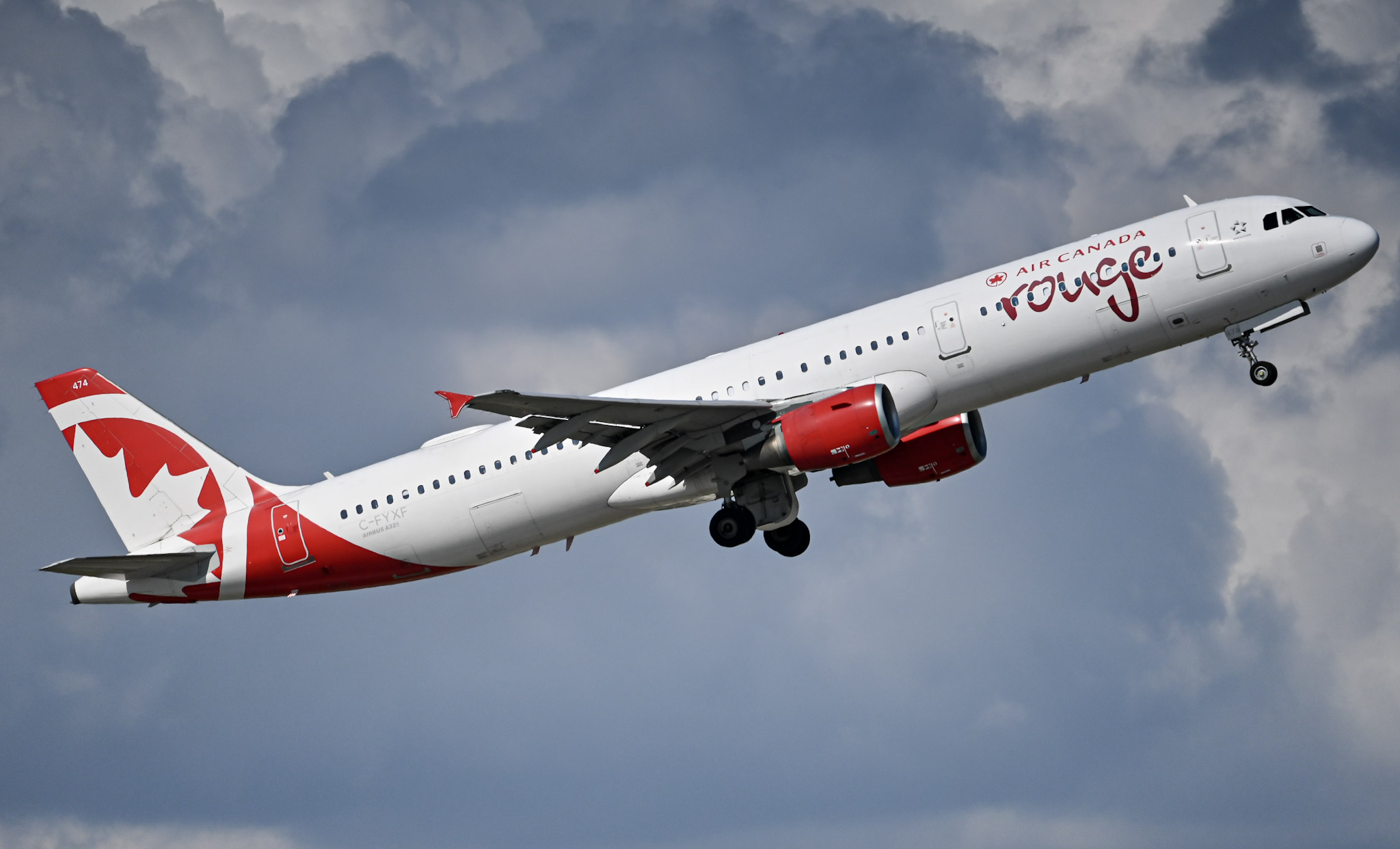 Full size: Air Canada Rouge Airbus A321-200 C-FYXF at Fort Lauderdale/Hollywood International Airport