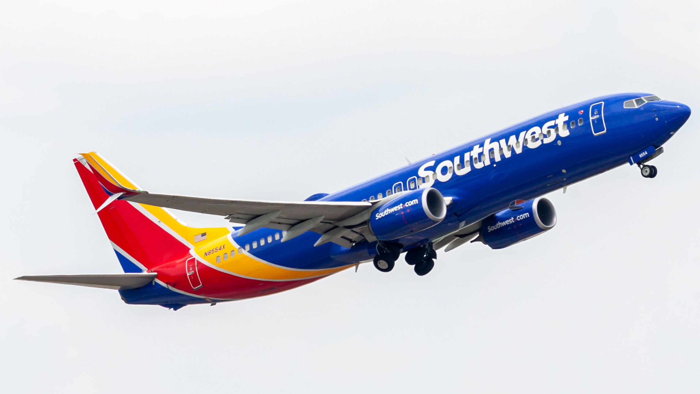 Full size: Southwest Airlines Boeing 737-800 N8554X at Houston-George Bush Intercontinental Airport