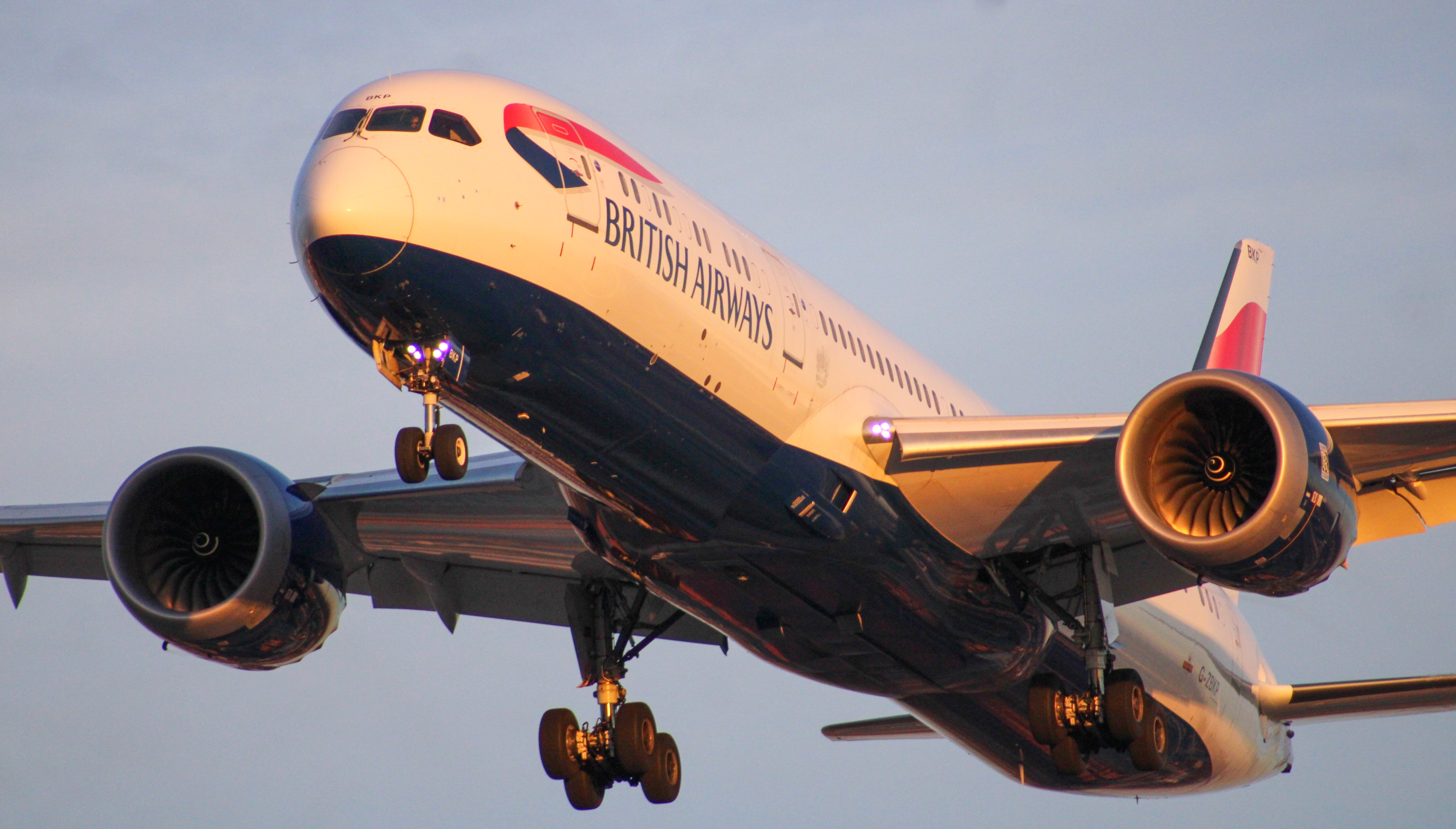 Full size: British Airways Boeing 787-9 G-ZBKP at Chicago O'Hare International Airport
