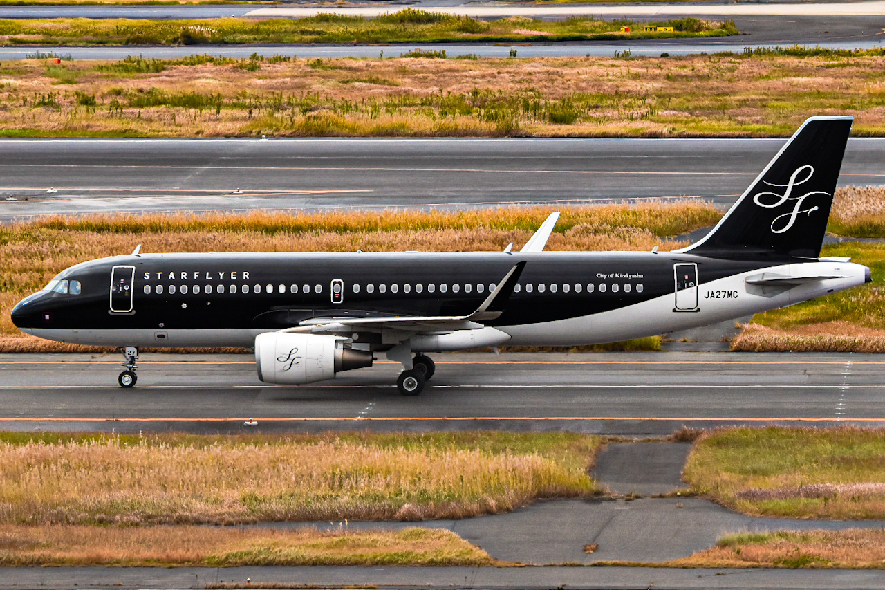 Full size: StarFlyer Airbus A320 JA27MC at Tokyo-Haneda Airport