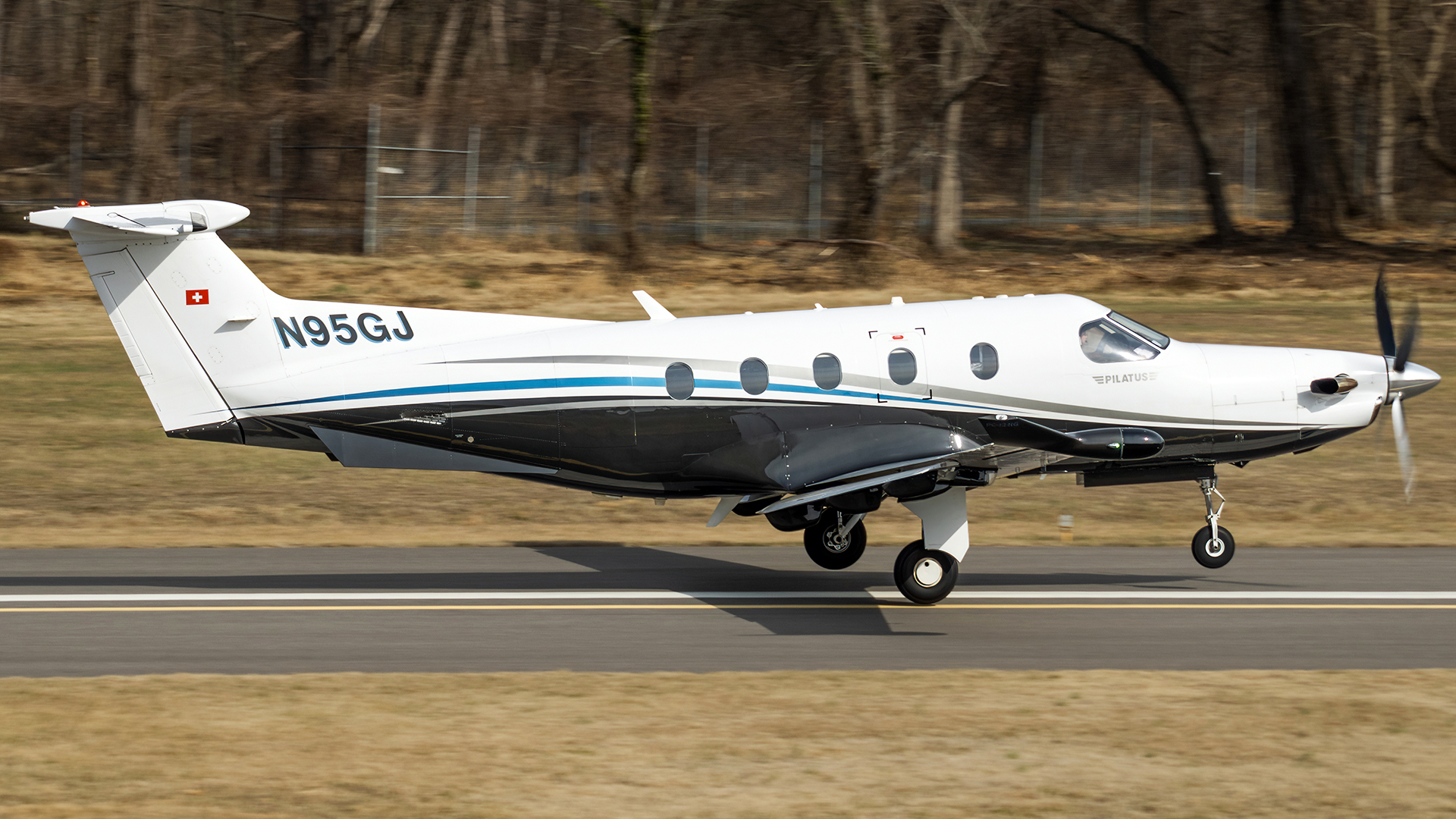 Full size: Tradewind Pilatus PC-12 N95GJ at College Park Airport