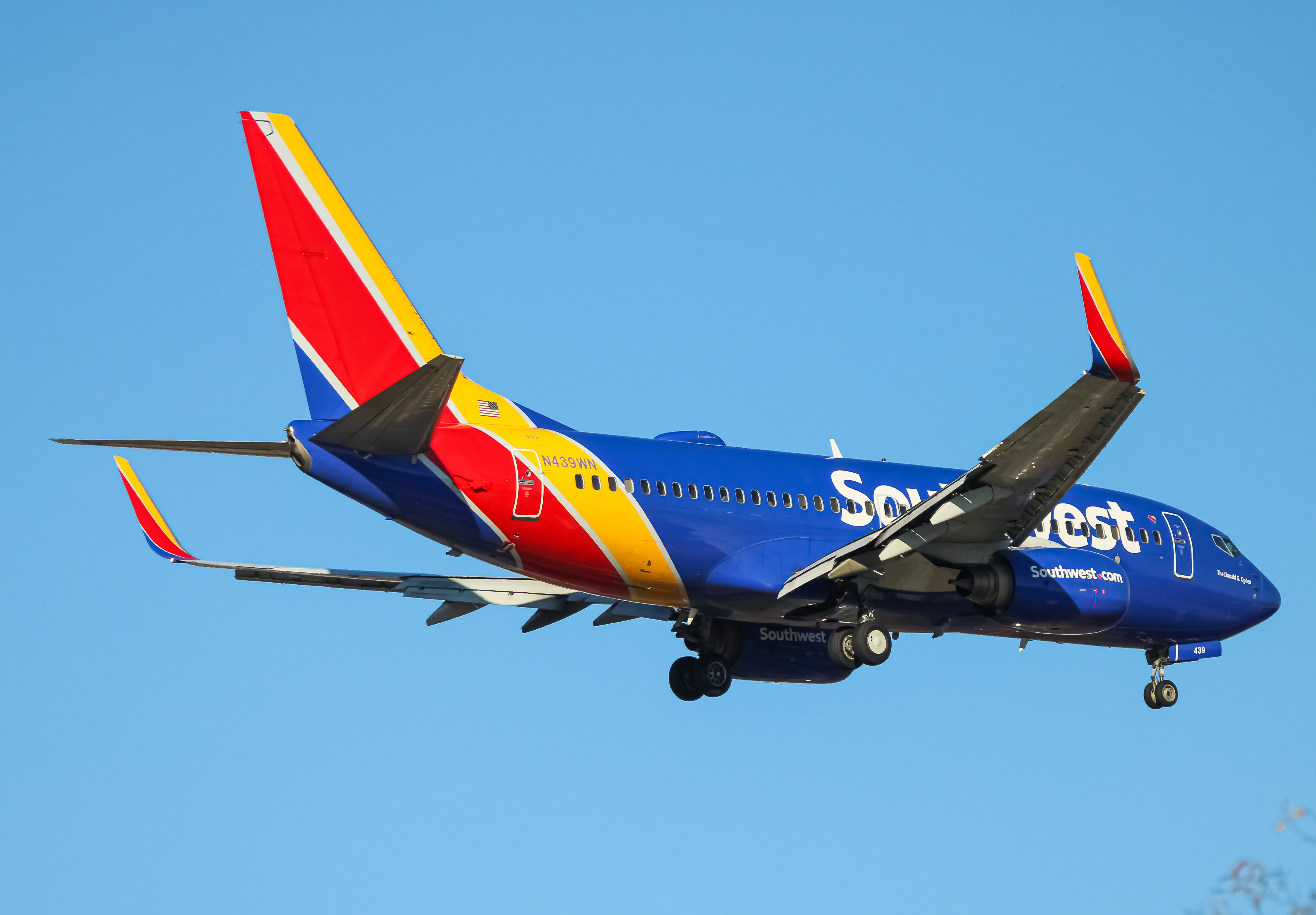 Full size: Southwest Airlines Boeing 737-700 N439WN at Baltimore/Washington International Thurgood Marshall Airport