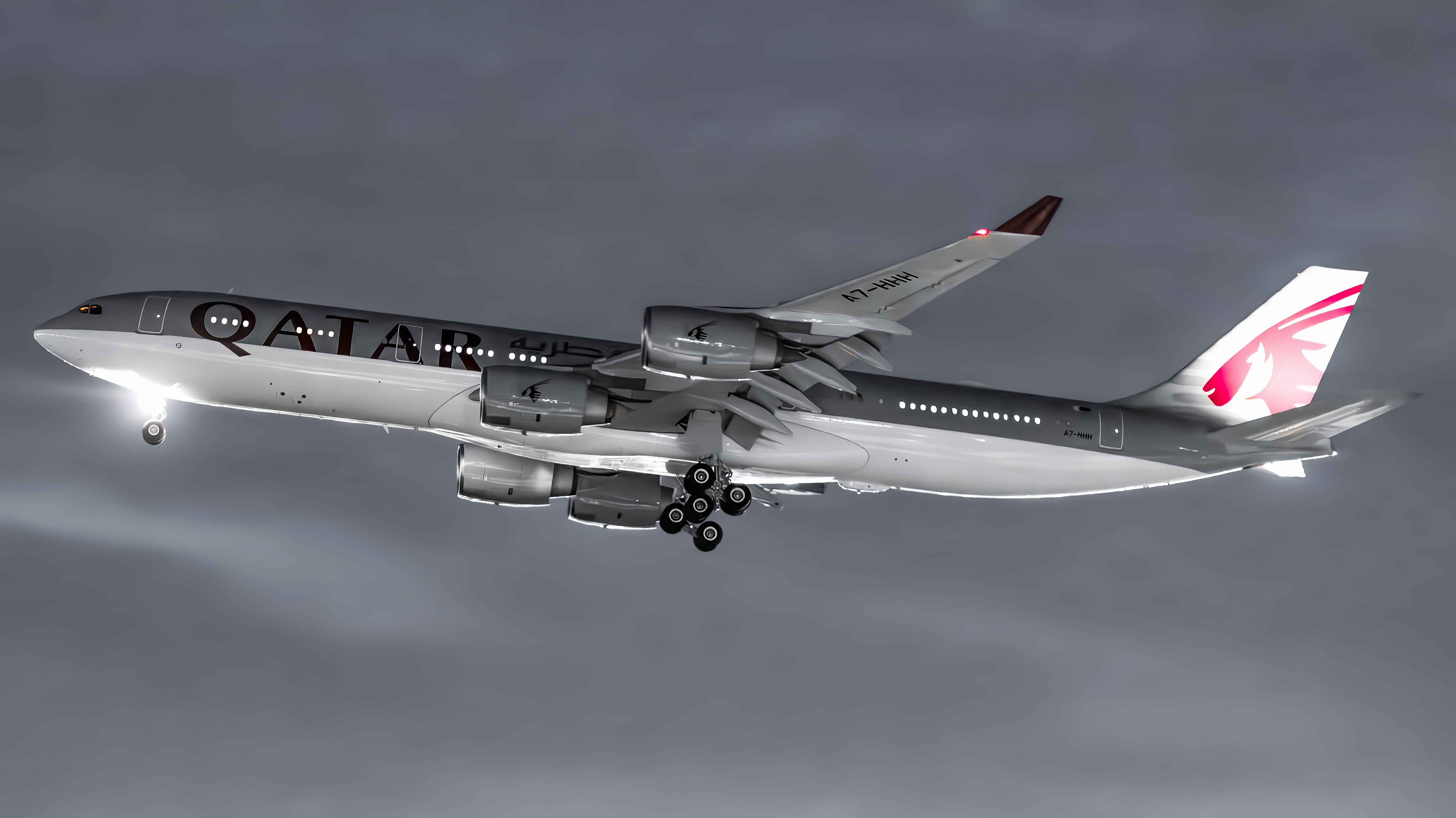 Full size: Qatar Airways Amiri Flight  Airbus A340-500 A7-HHH at London Heathrow International Airport