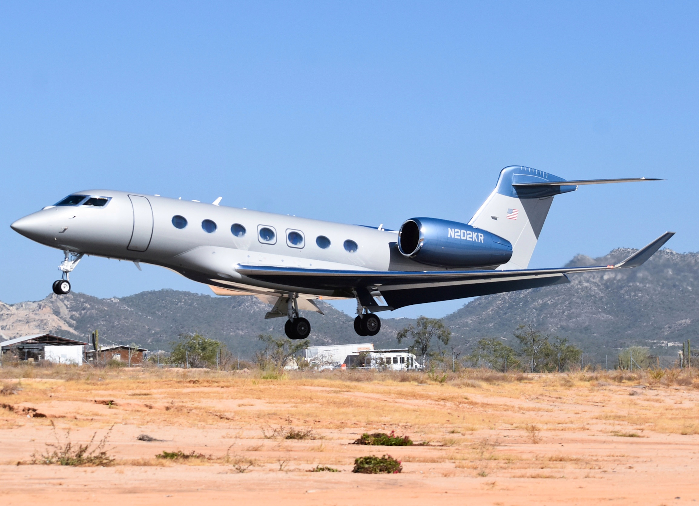Full size: PRIVATE Gulfstream G500 N202KR at Aeropuerto de Cabo San Lucas Internacional
