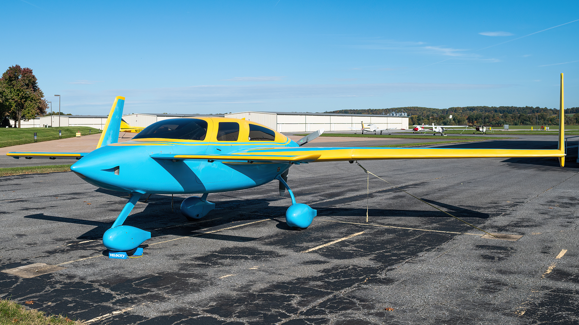 Full size: PRIVATE Velocity XLFG N455AH at Frederick Municipal Airport
