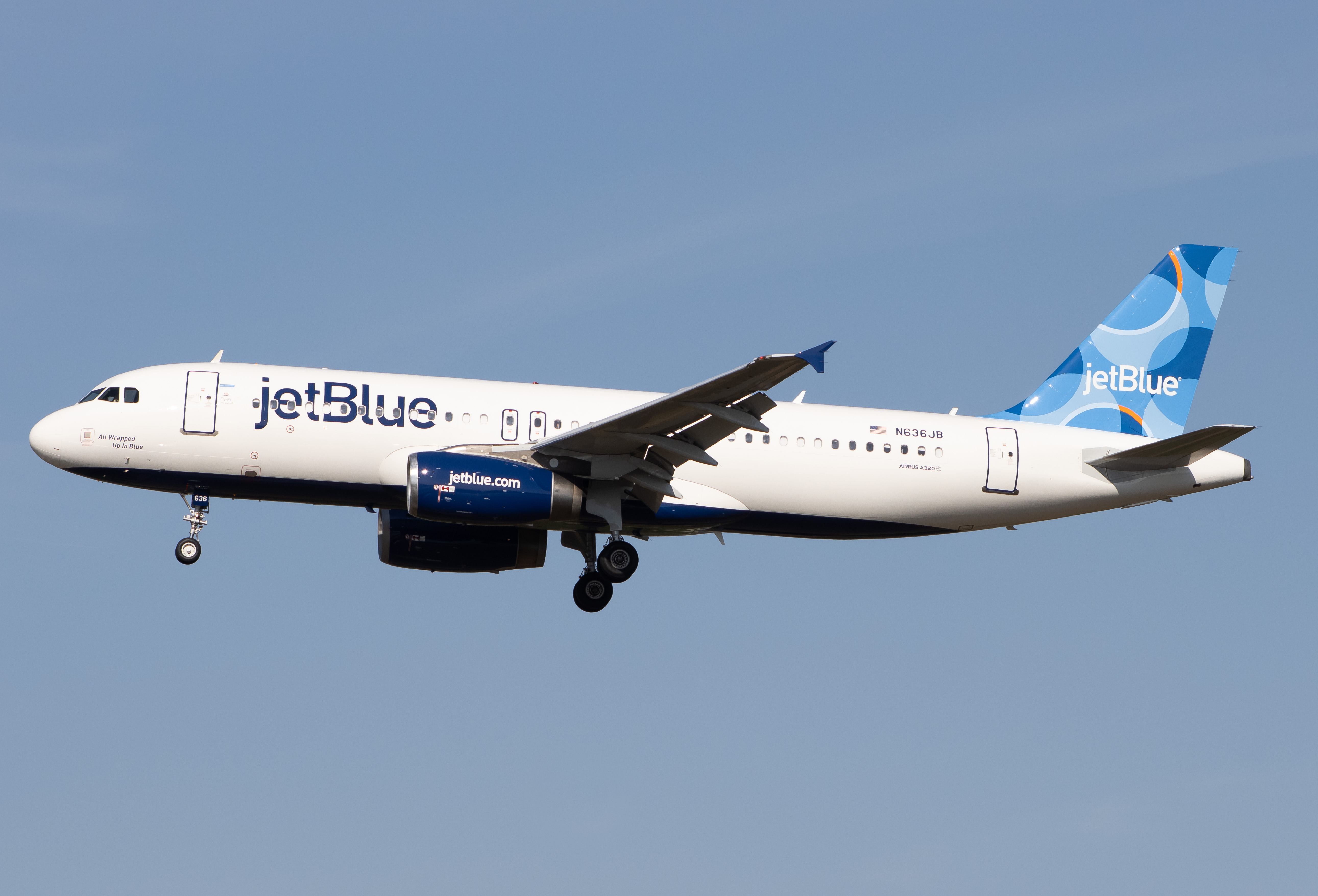 Full size: JetBlue Airways Airbus A320-200 N636JB at Orlando International Airport