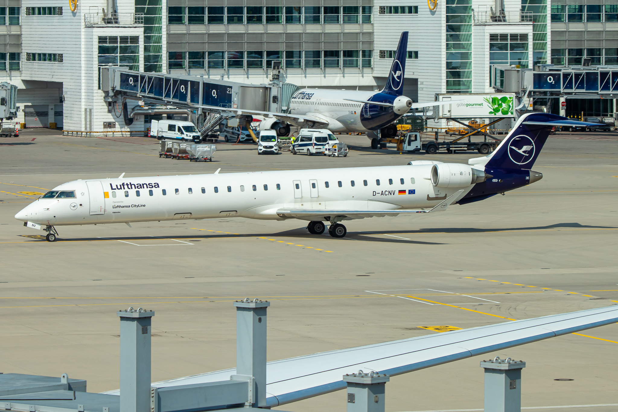 Full size: Lufthansa CityLine Mitsubishi CRJ-900 D-ACNV at Munich International Airport