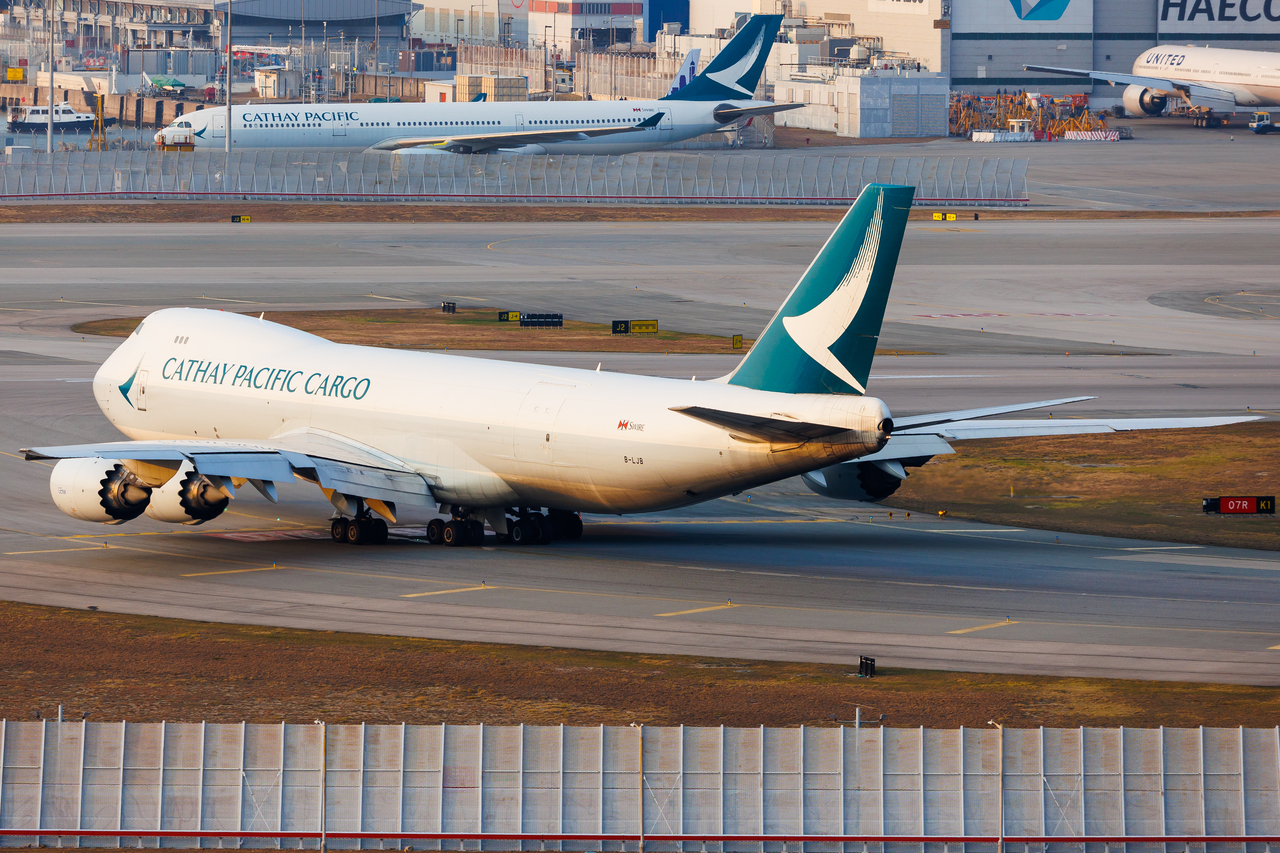 Full size: Cathay Pacific Cargo Boeing 747-8F B-LJB at Hong Kong International Airport
