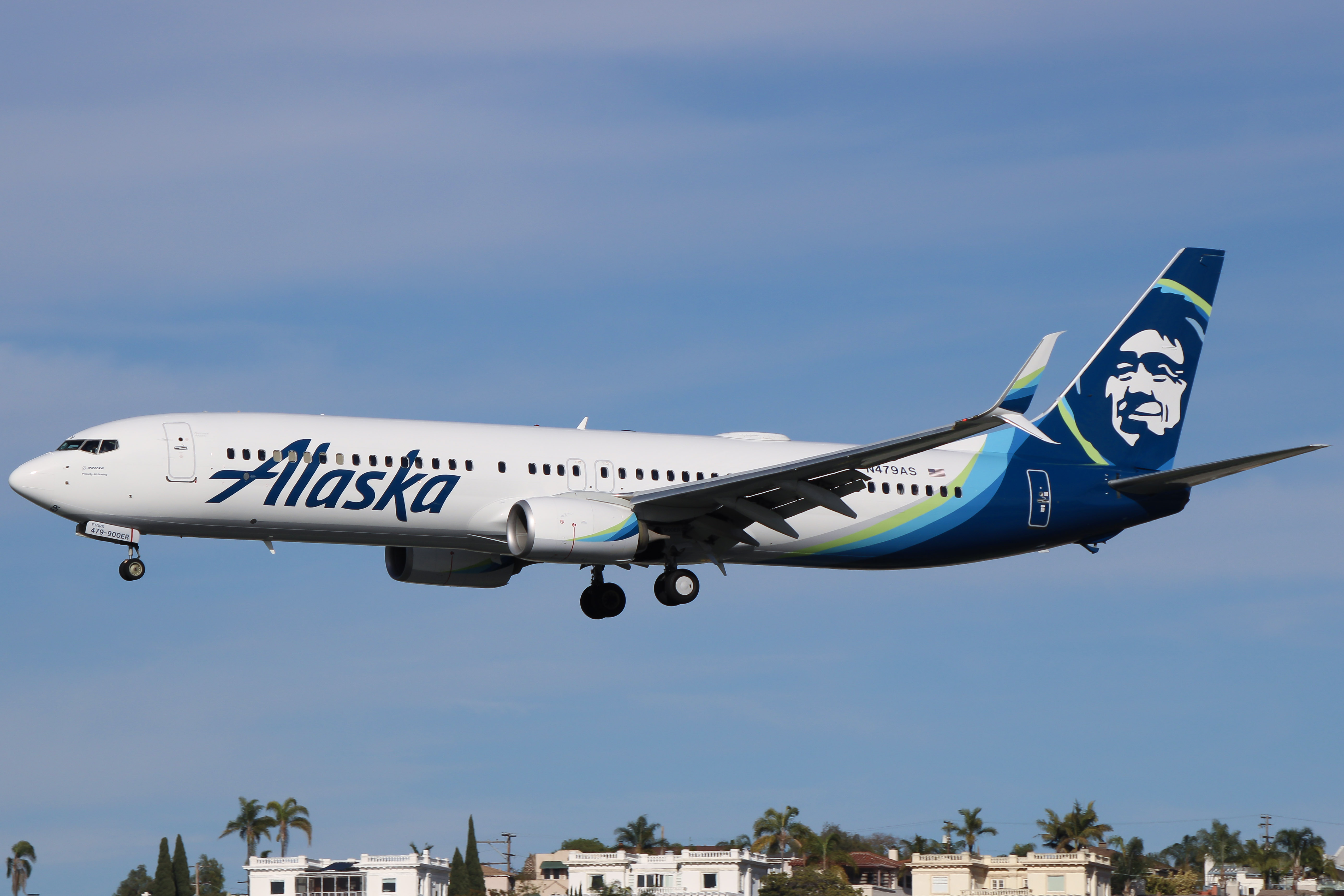 Full size: Alaska Airlines Boeing 737-900ER N479AS at San Diego International Airport