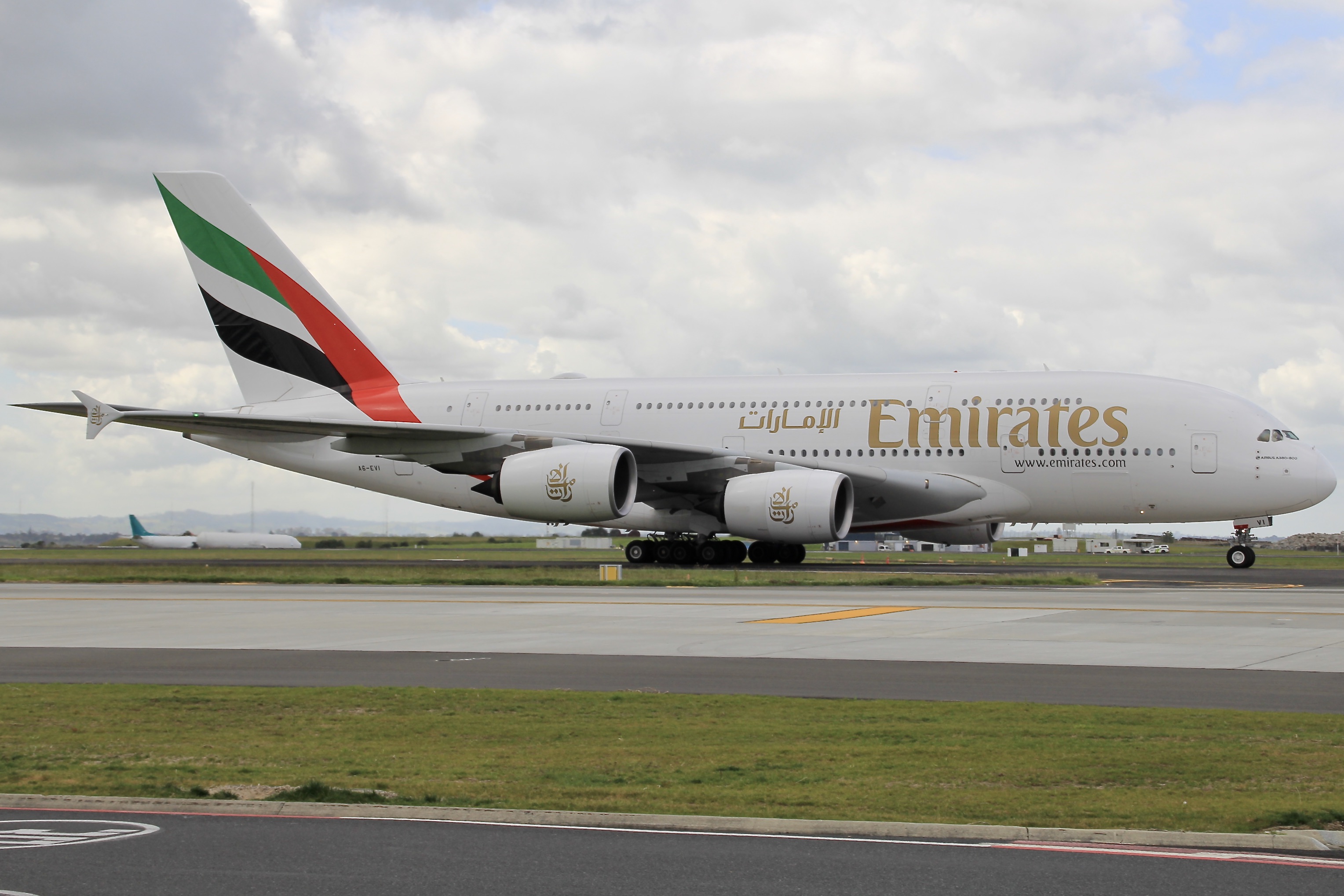 Full size: Emirates Airbus A380-800 A6-EVI at Auckland International Airport