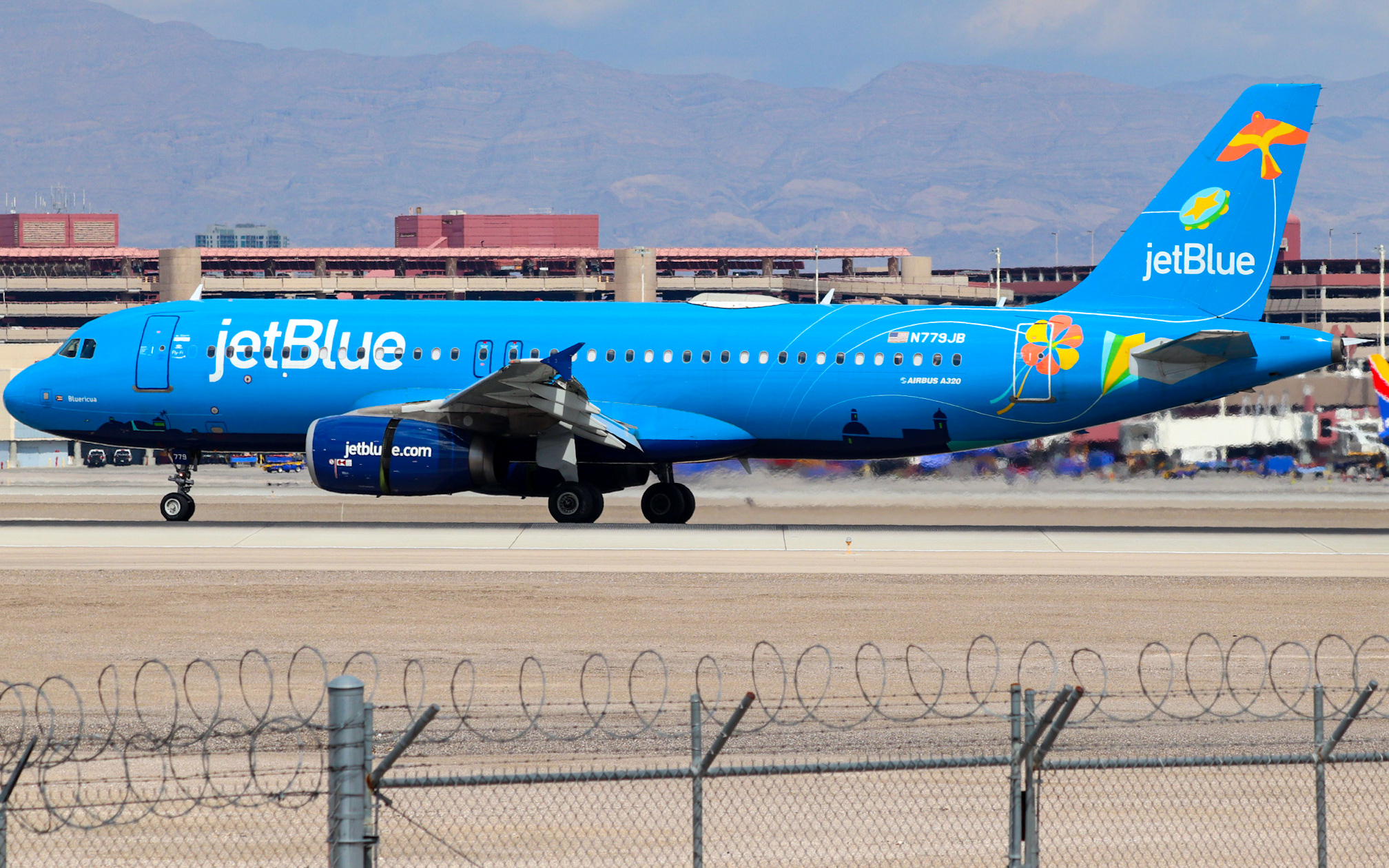 Full size: JetBlue Airways Airbus A320 N779JB at Harry Reid International Airport