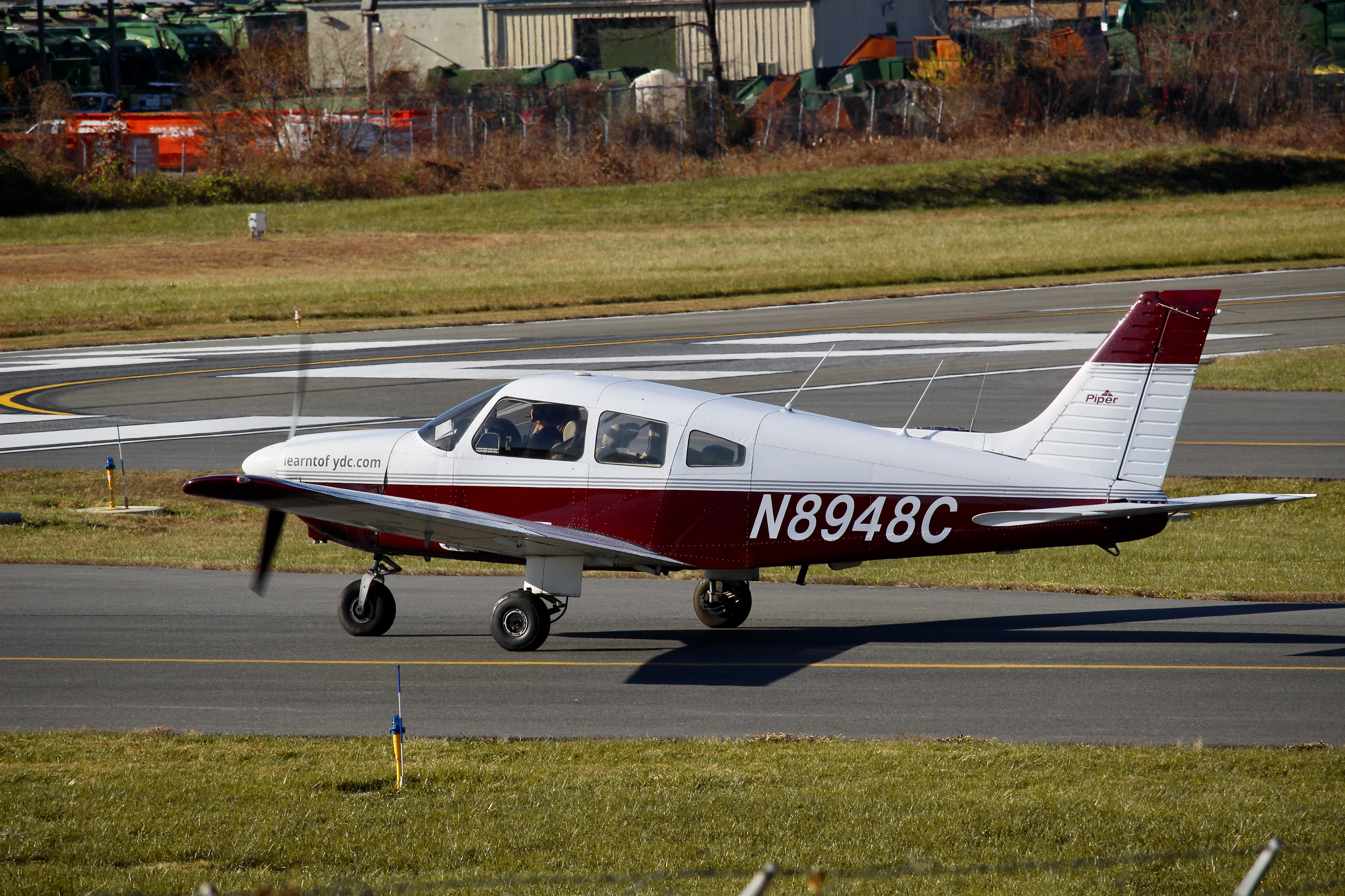 Full size: Private Piper 28 Archer N8948C at Montgomery County Airpark