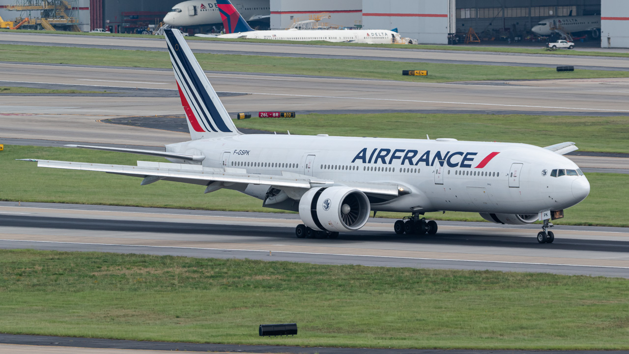 Full size: Air France Boeing 777-200ER F-GSPK at Hartsfield-Jackson Atlanta International Airport