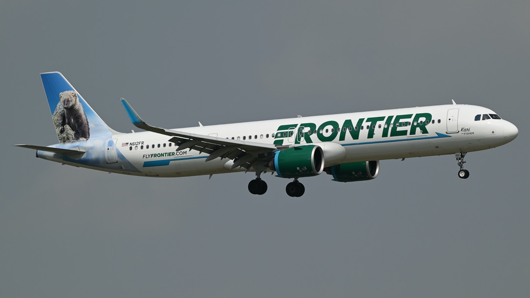 Full size: Frontier Airlines Airbus A321NEO N612FR at Dallas-Fort Worth International Airport