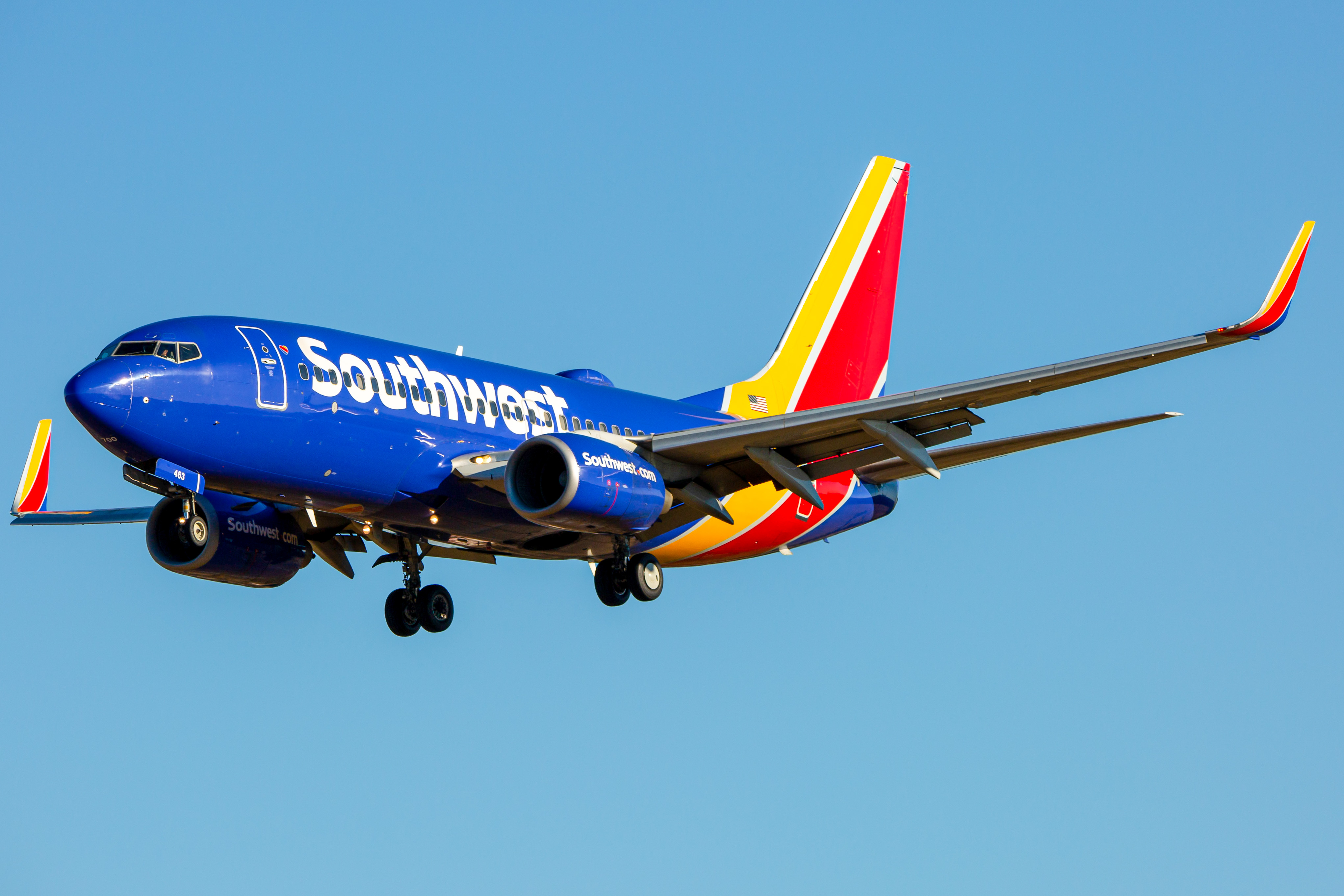 Full size: Southwest Airlines Boeing 737-700 N463WN at Baltimore/Washington International Thurgood Marshall Airport