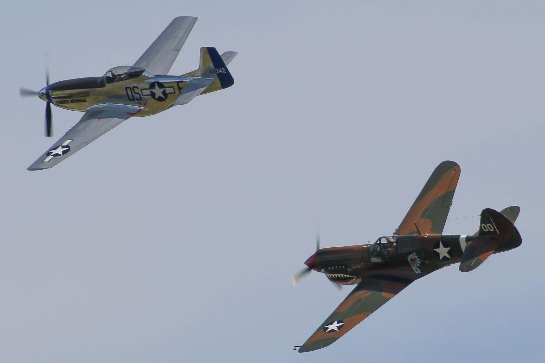 Full size: PRIVATE Curtiss P-40 Warhawk NX1232N at Reading Regional Airport/Carl A Spaatz Field
