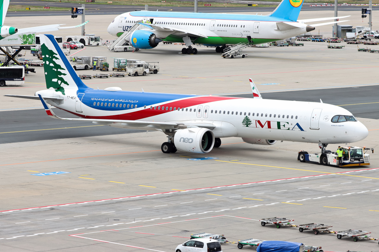 Full size: Middle East Airlines Airbus A321NEO T7-ME4 at Frankfurt International Airport