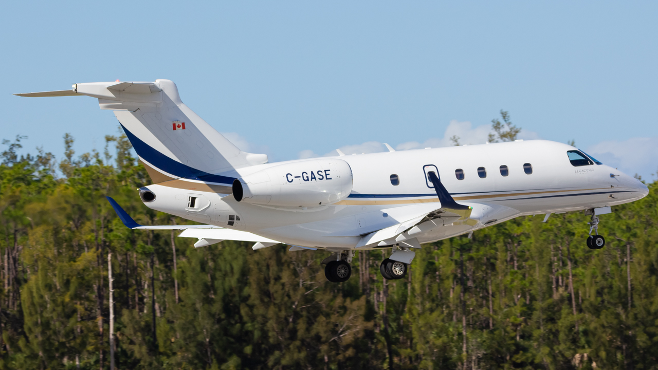 Full size: PRIVATE Embraer Legacy 450 C-GASE at Naples Municipal Airport