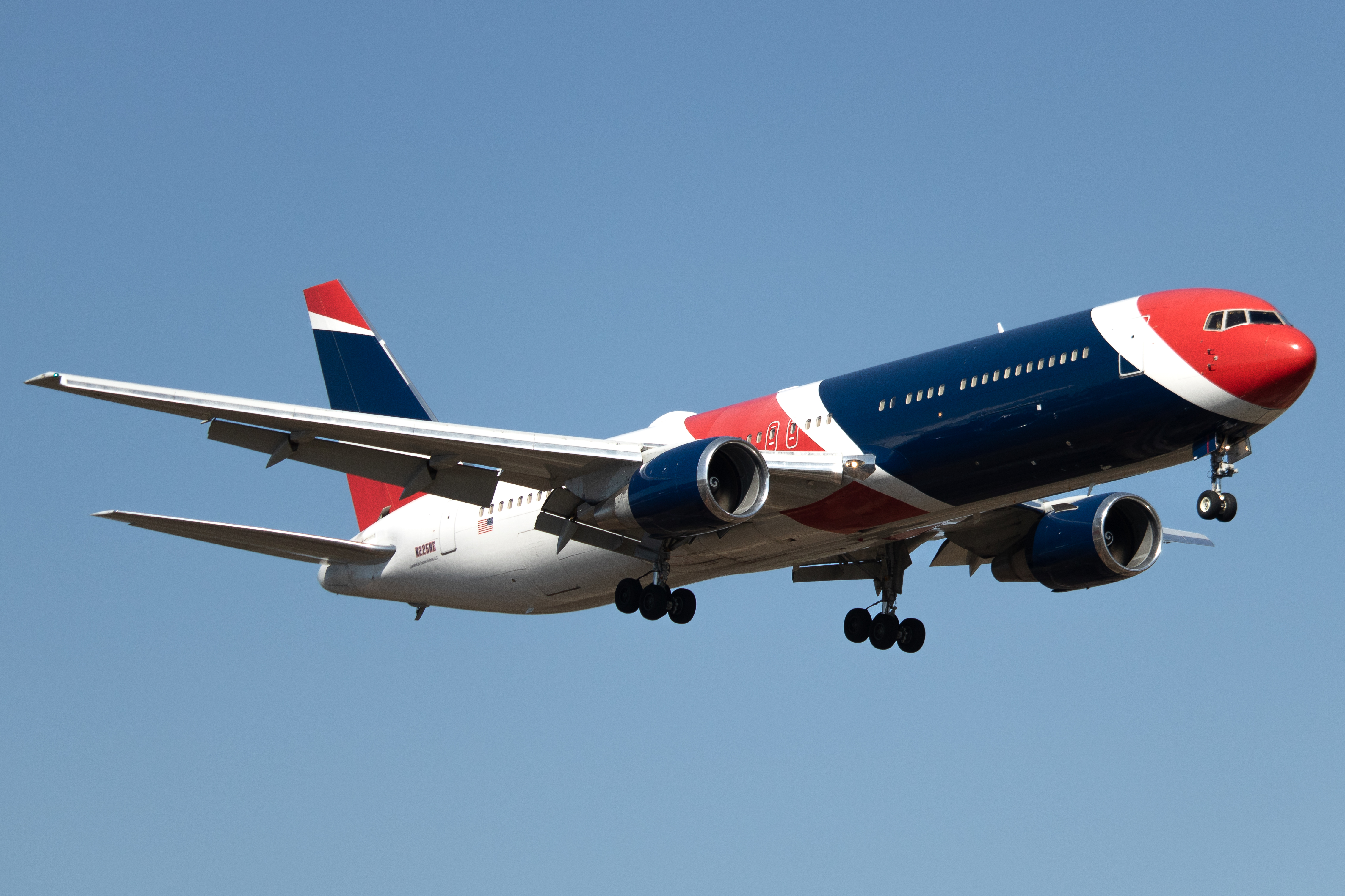 Full size: Eastern Airlines Boeing 767-300ER N225NE at Charlotte/Douglas International Airport
