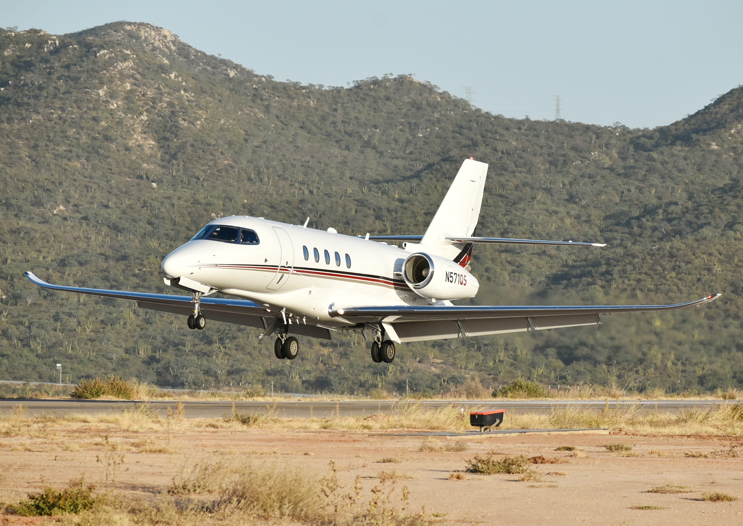 Full size: Net Jets  Cessna 680 Citation Longitude N571QS at Aeropuerto de Cabo San Lucas Internacional