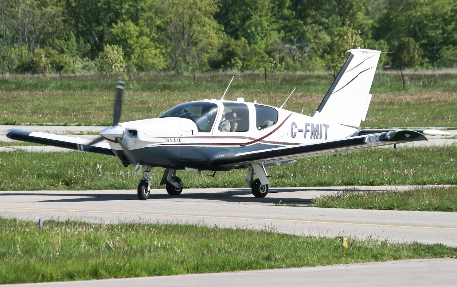 Full size: Private Socata TB-20 Trinidad C-FMIT at 