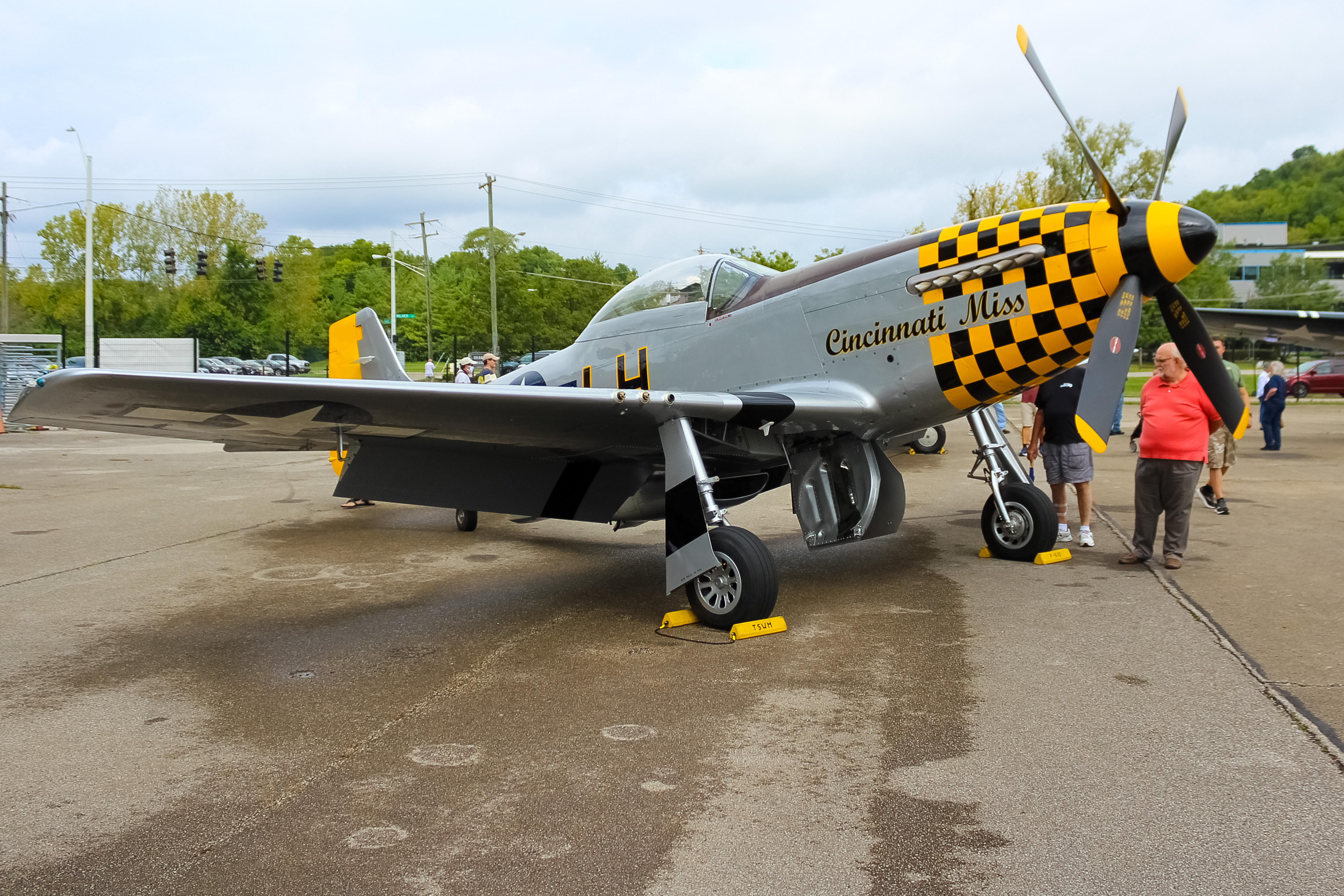Full size: PRIVATE North American P-51 Mustang N83KD at Cincinnati Municipal Airport/Lunken Field