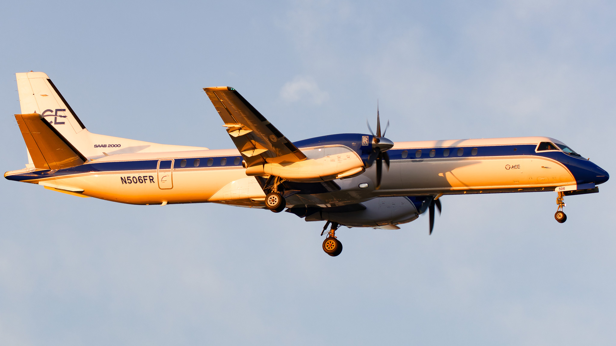 Full size: Freight Runners Express Saab 2000 N506FR at St. Petersburg Clearwater International Airport