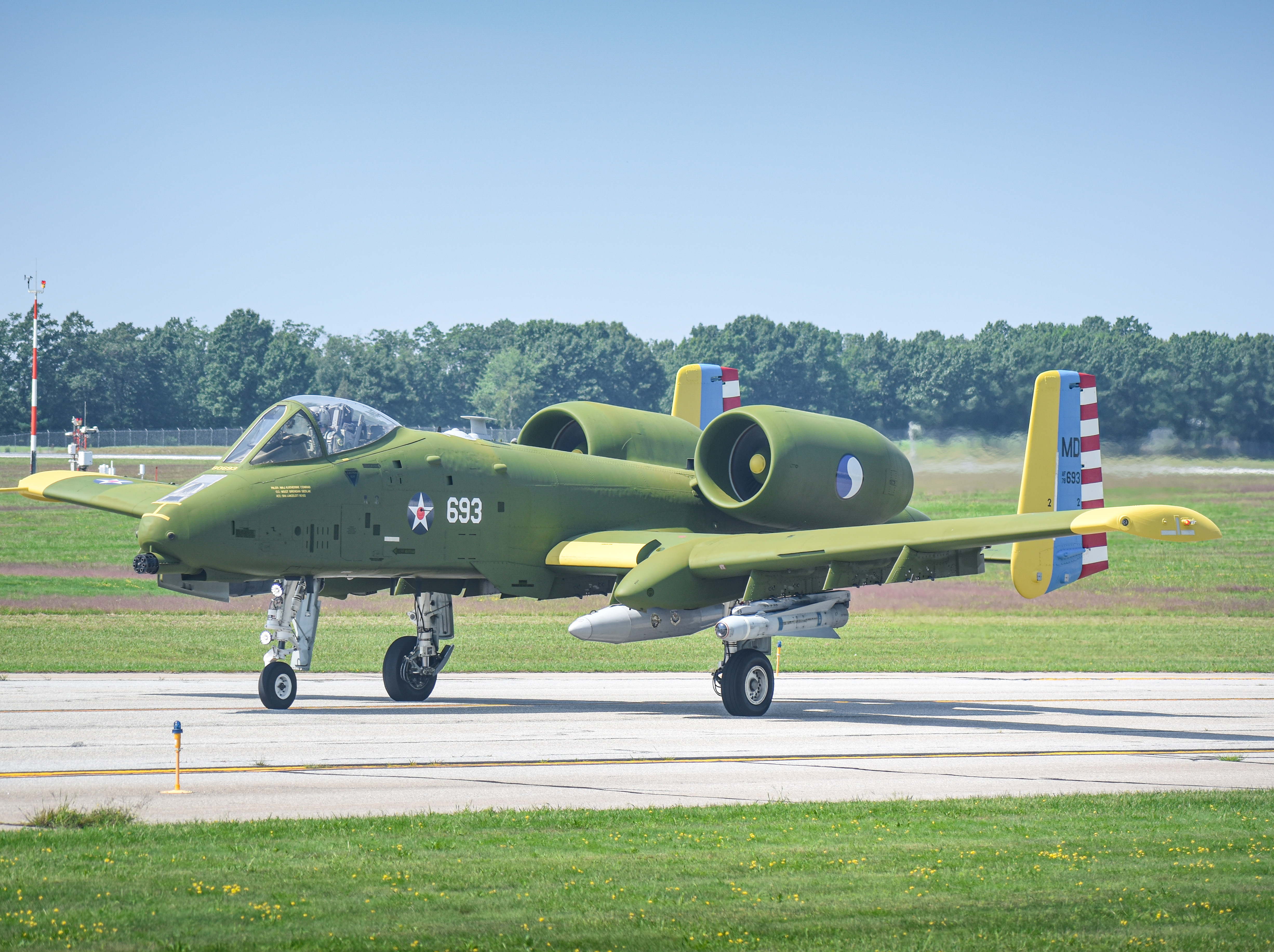 Full size: USAF - United States Air Force Fairchild A-10 Thunderbolt 78-0693 at Portsmouth International Airport at Pease