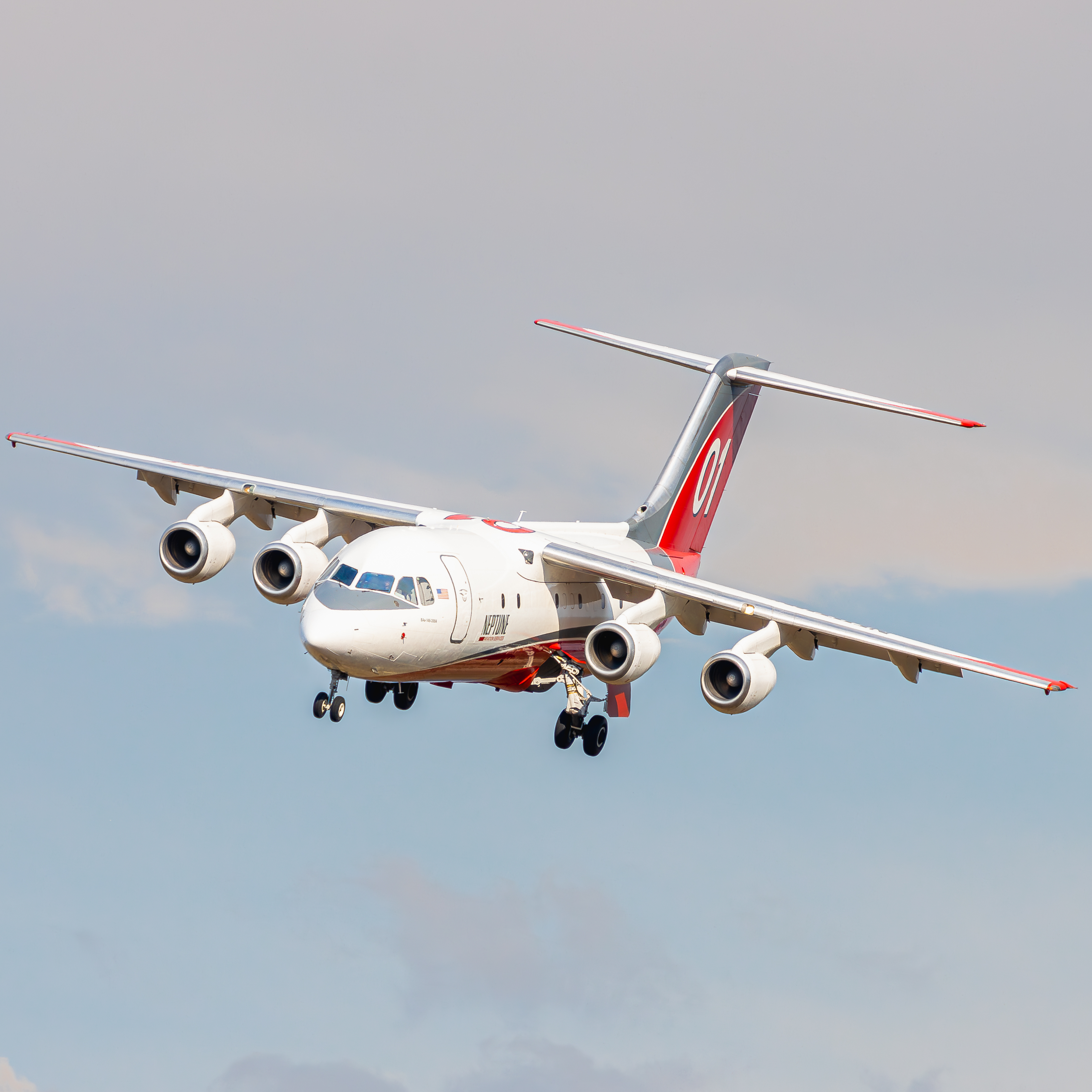 Full size: Neptune Aviation BAE146 N473NA at Roberts Field Airport