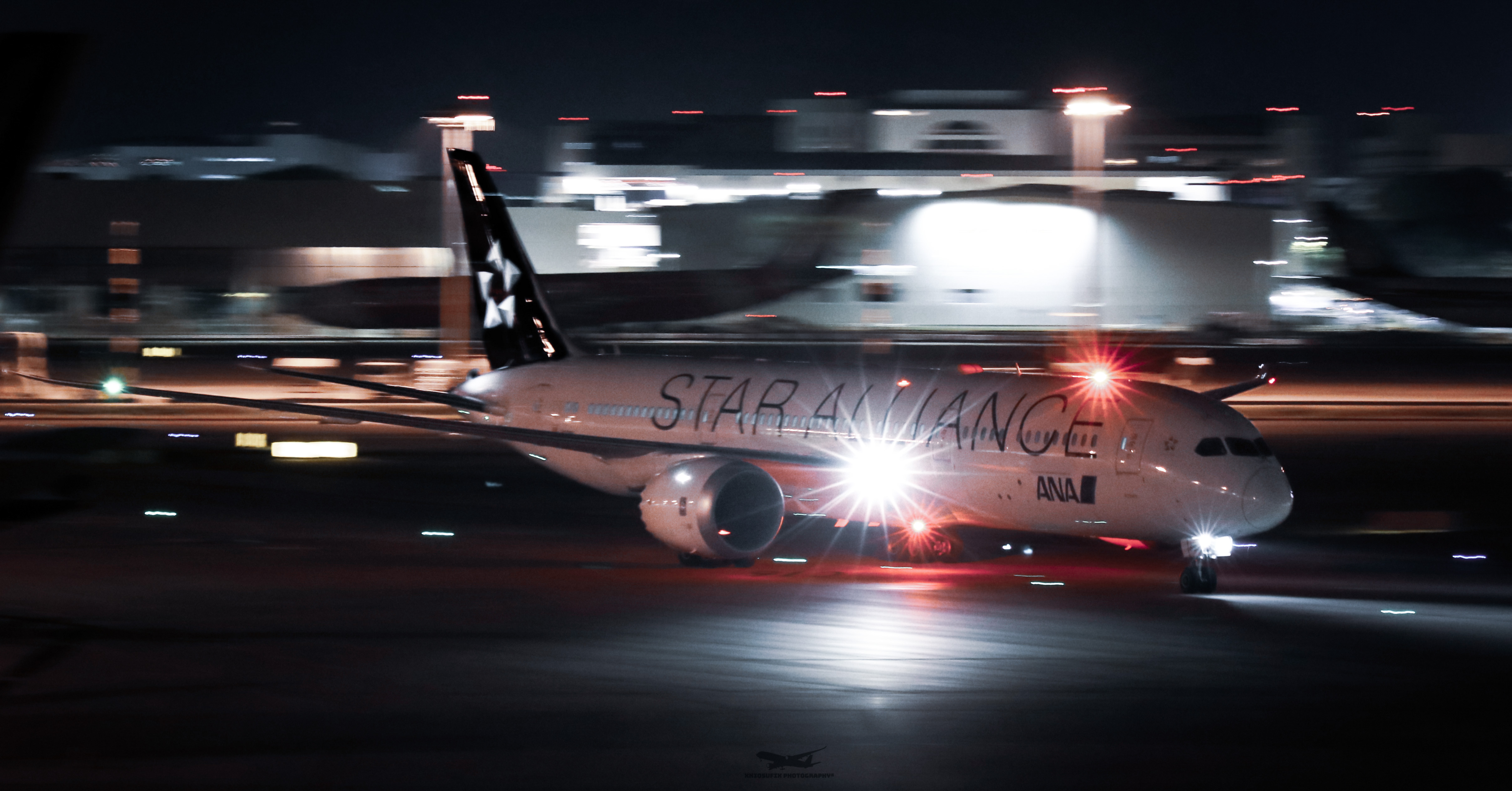 Full size: All Nippon Airways Boeing 787-9 JA899A at Singapore-Changi Airport