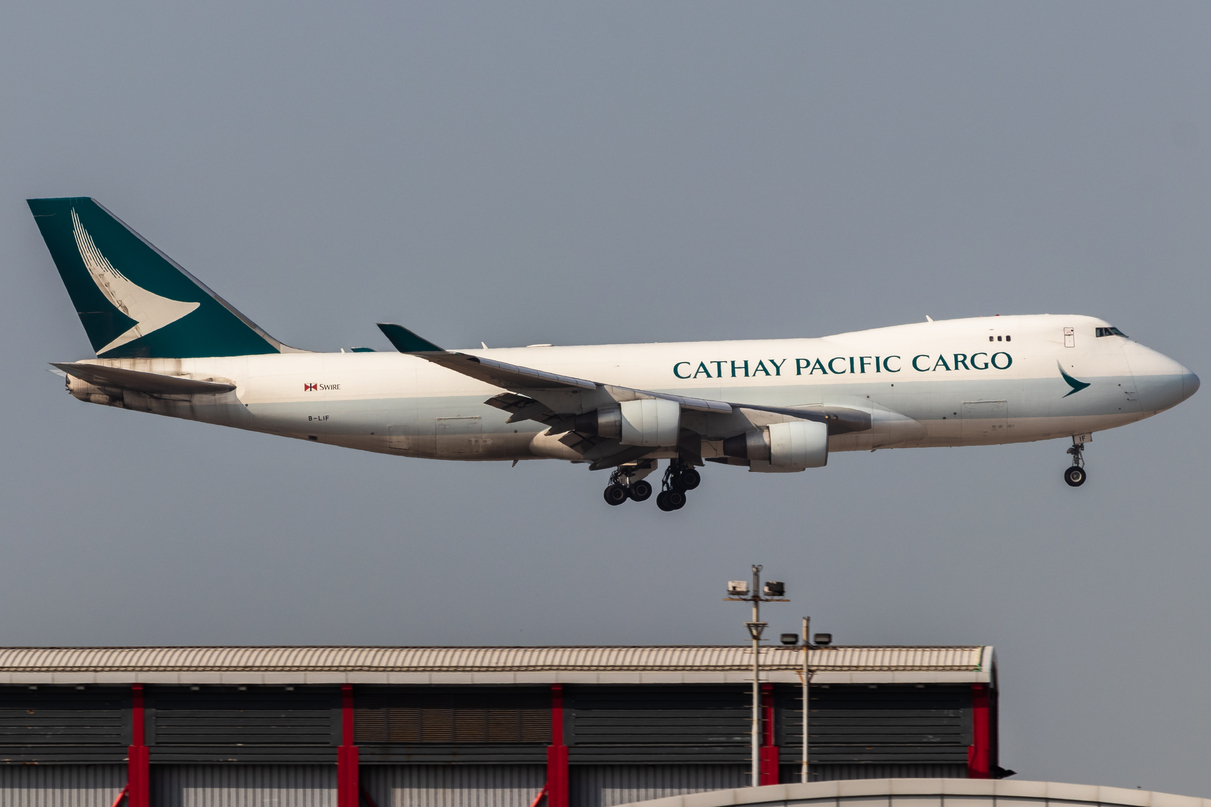 Full size: Cathay Pacific Cargo Boeing 747-400F B-LIF at Hong Kong International Airport