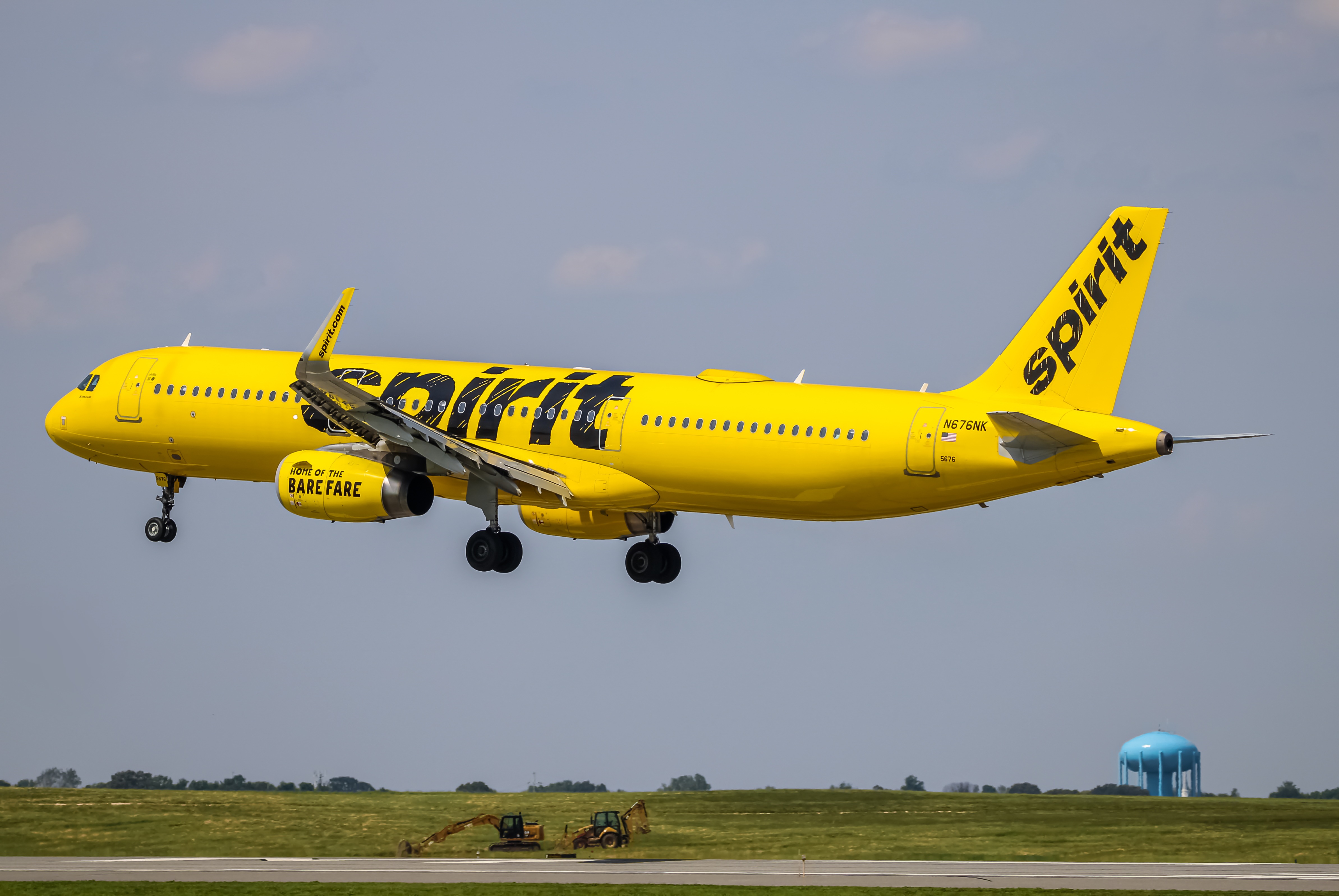 Full size: Spirit Airlines Airbus A321-200 N676NK at Baltimore/Washington International Thurgood Marshall Airport