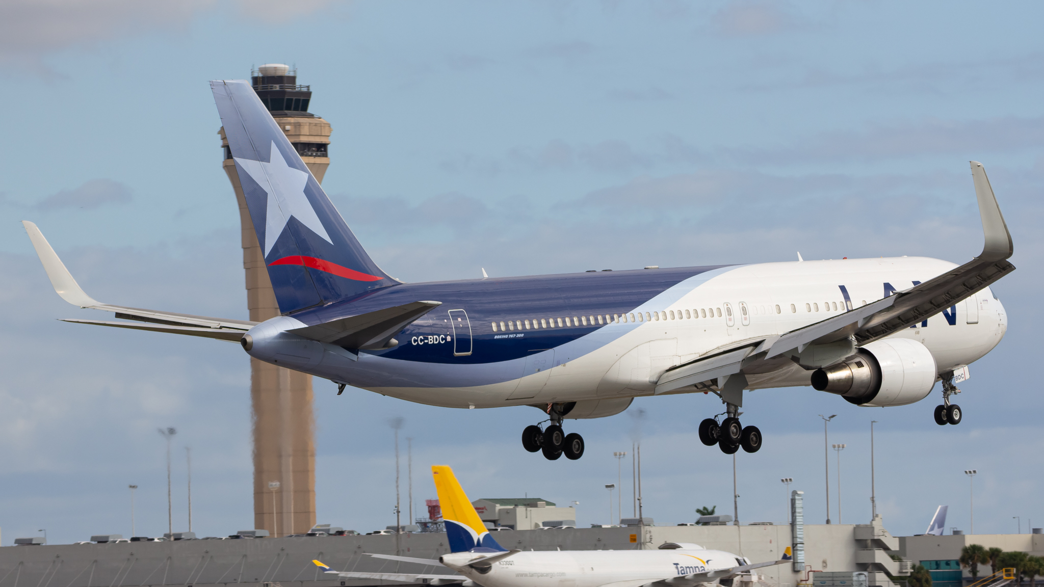 Full size: LATAM Boeing 767-300ER CC-BDC at Miami International Airport