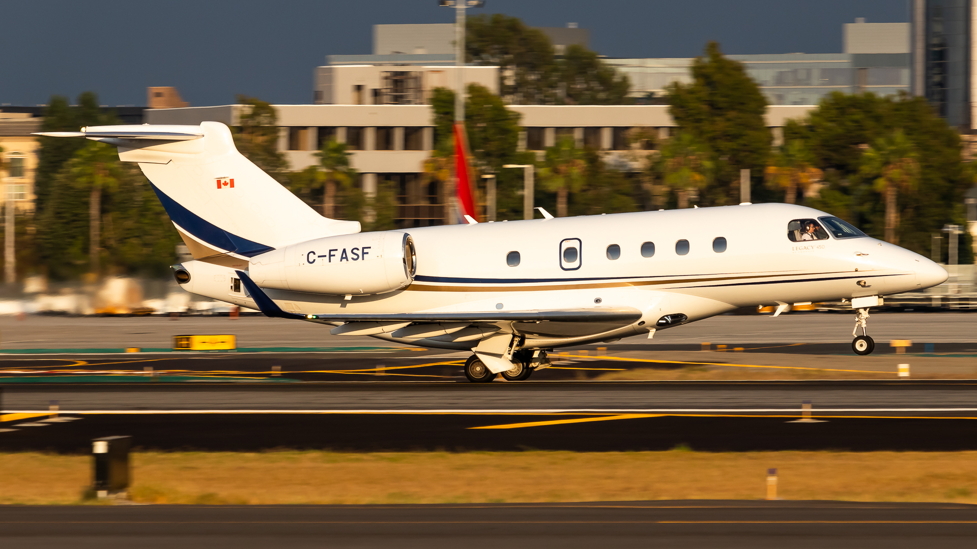 Full size: PRIVATE Embraer Legacy 450 C-FASF at John Wayne/Orange County Airport