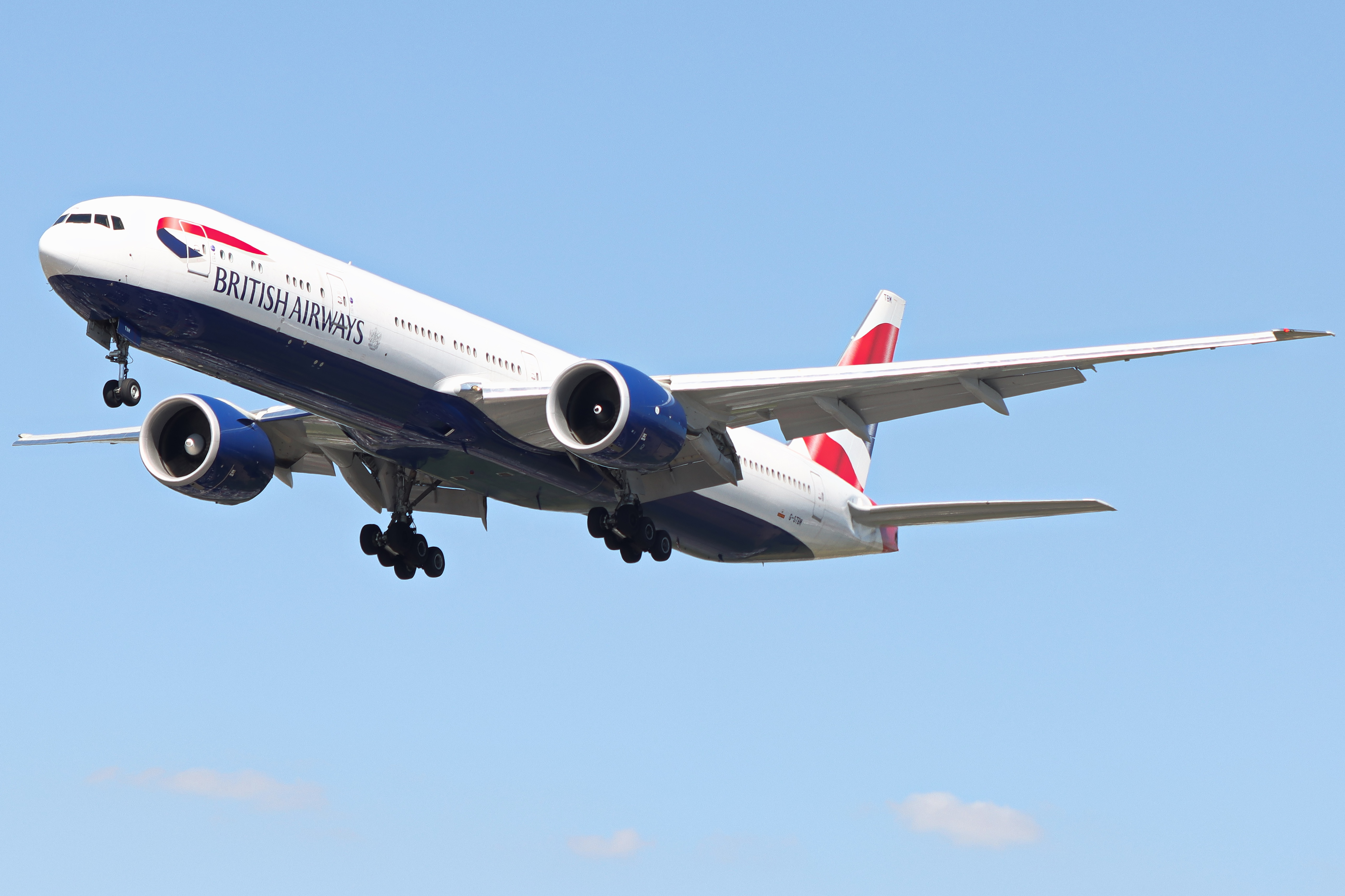 Full size: British Airways Boeing 777-300ER G-STBM at London Heathrow International Airport