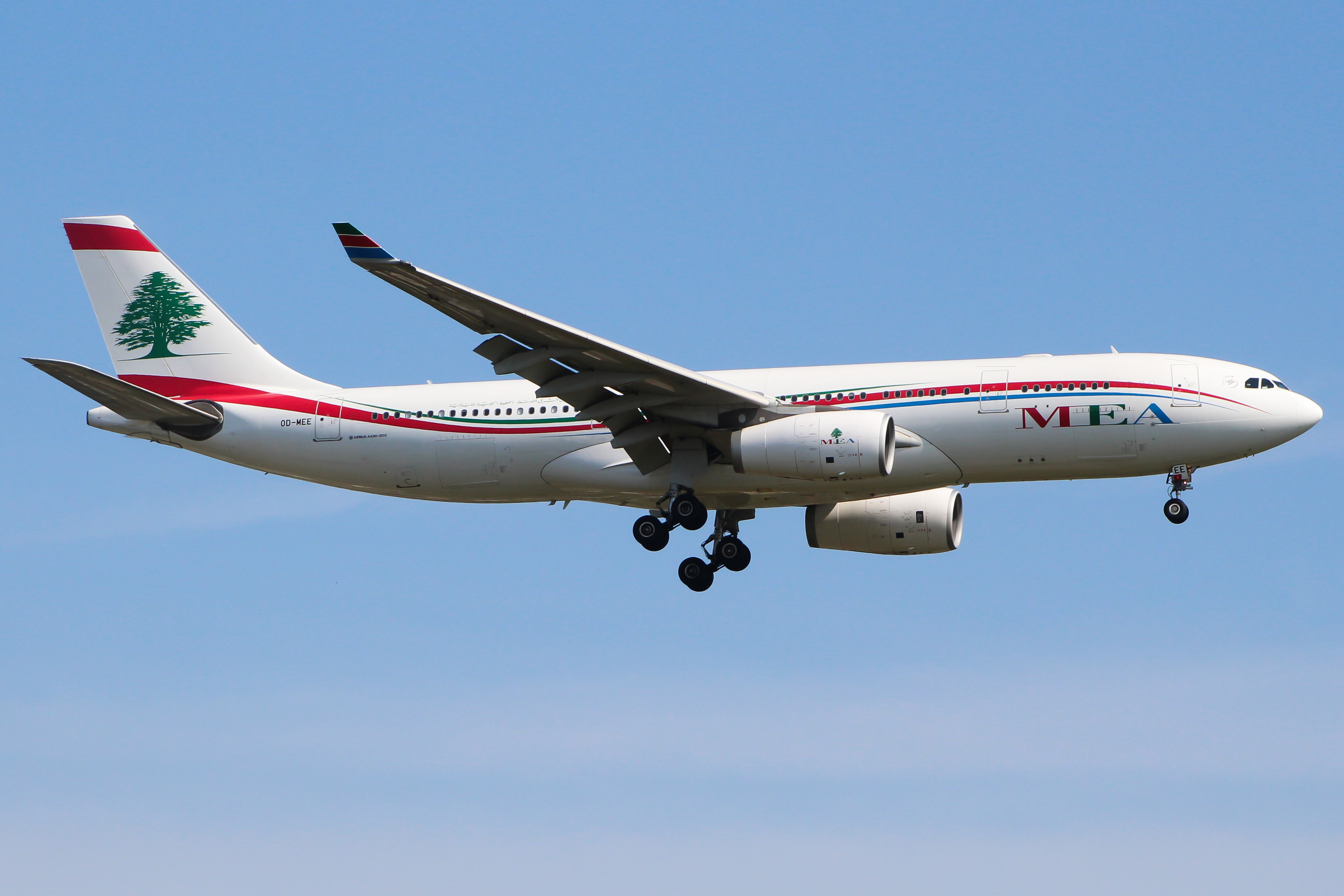 Full size: MEA Airbus A330-200 OD-MEE at John F. Kennedy International Airport