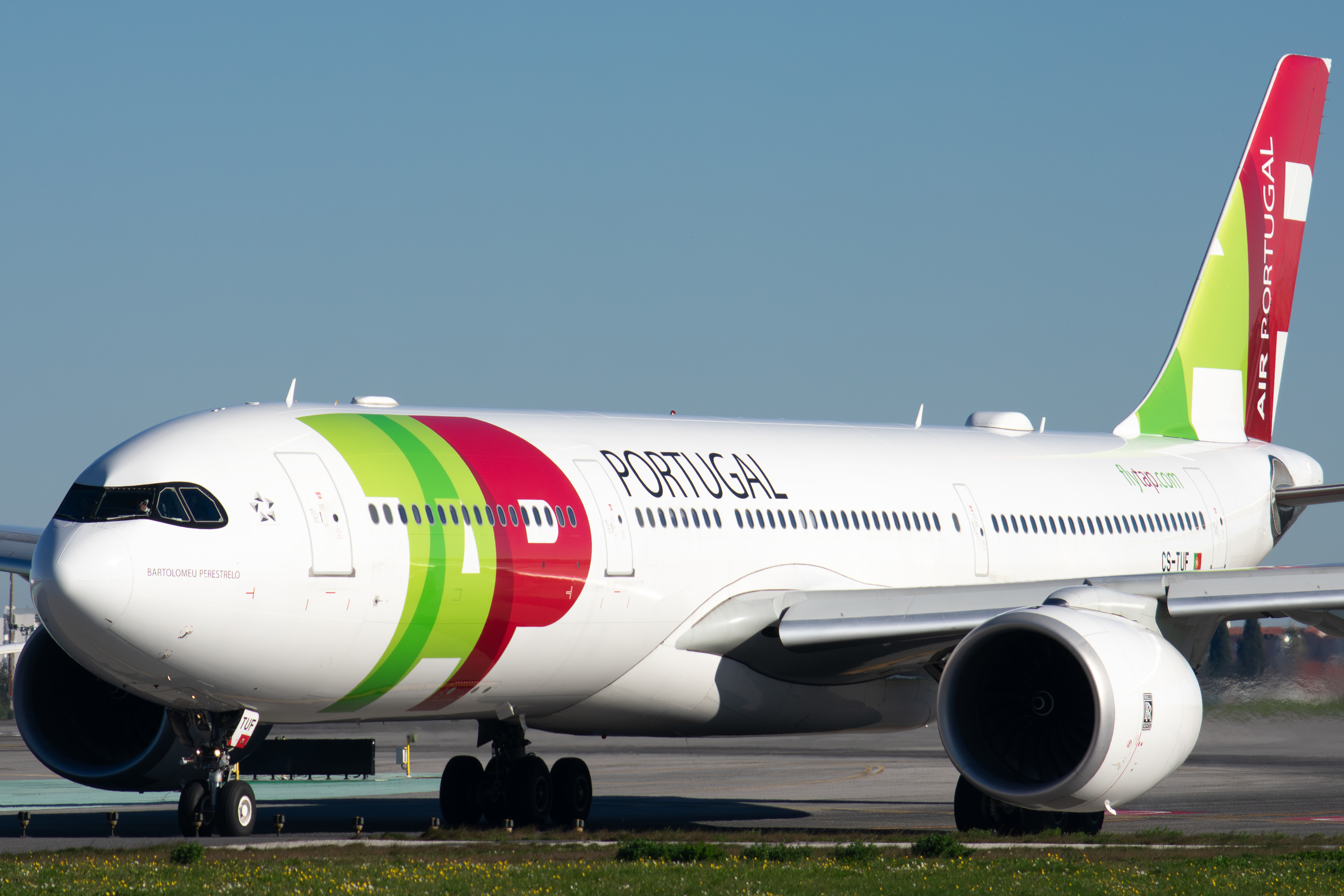 Full size: TAP Air Portugal Airbus A330-900 CS-TUF at Lisbon Humberto Delgado Airport
